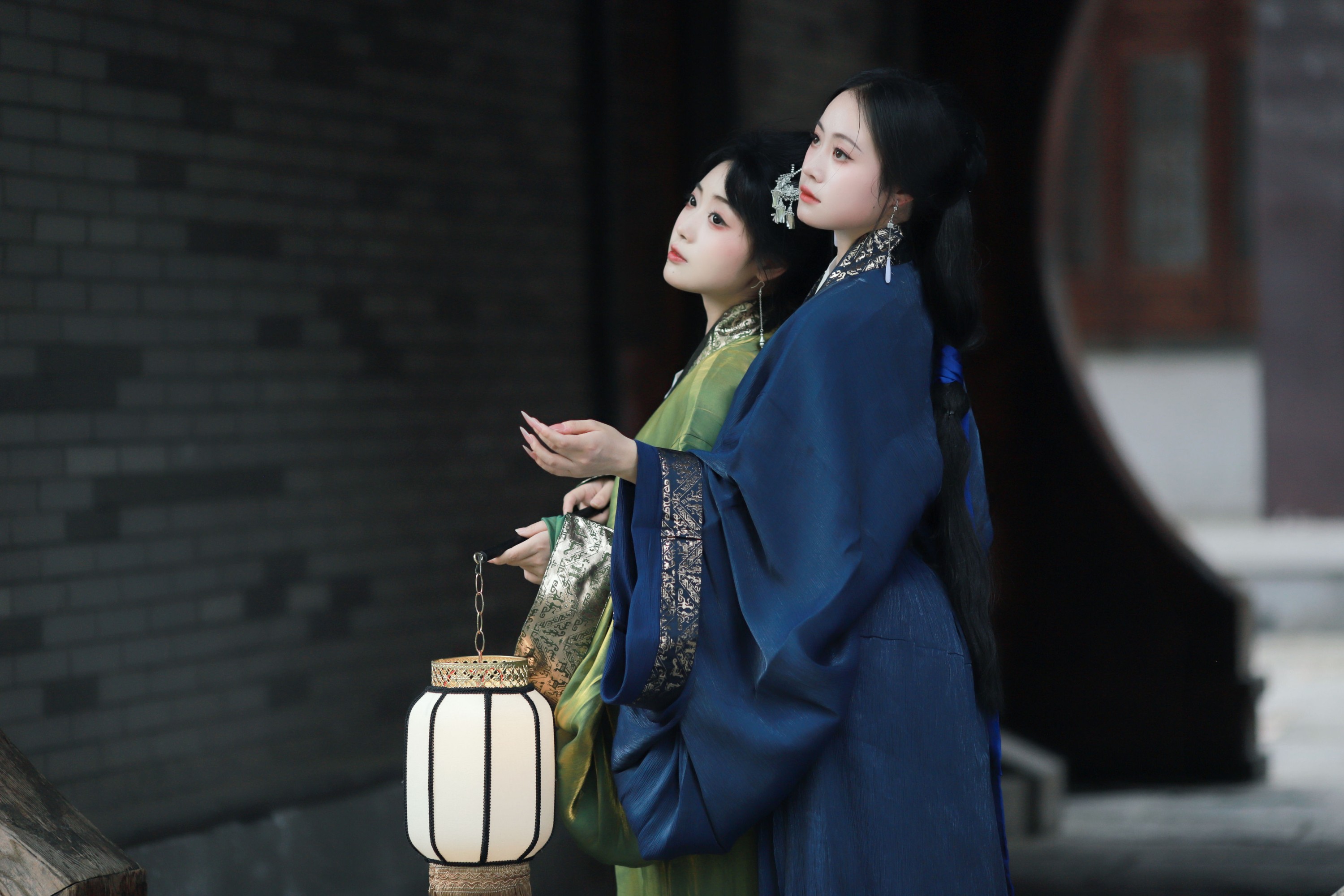 富江 小羊咩咩 – 《入眸》[13P] 插图4