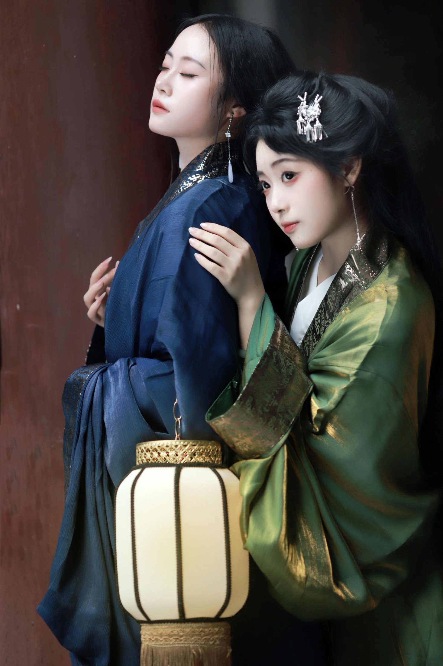 富江 小羊咩咩 – 《入眸》[13P] 插图3