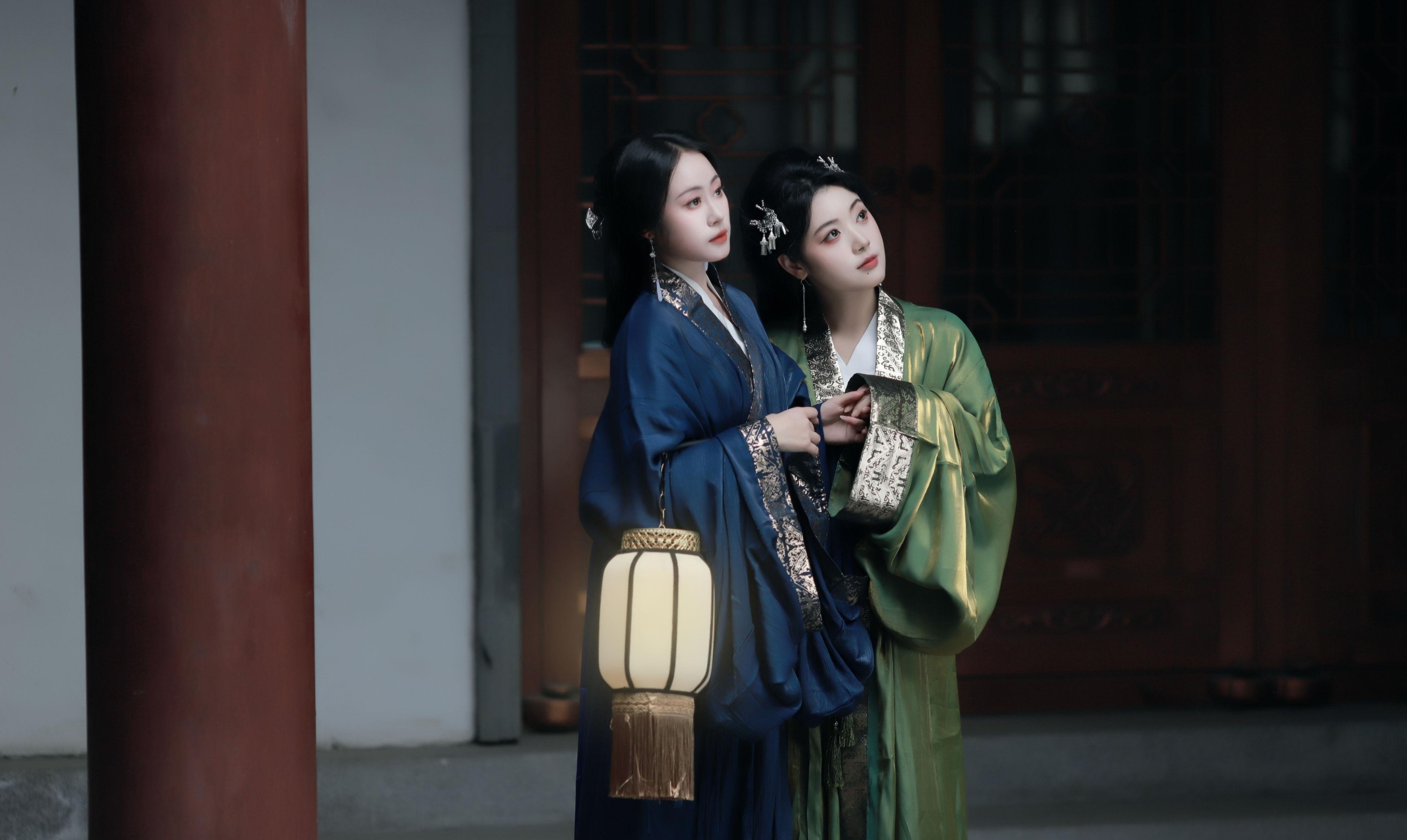 富江 小羊咩咩 – 《入眸》[13P] 插图2