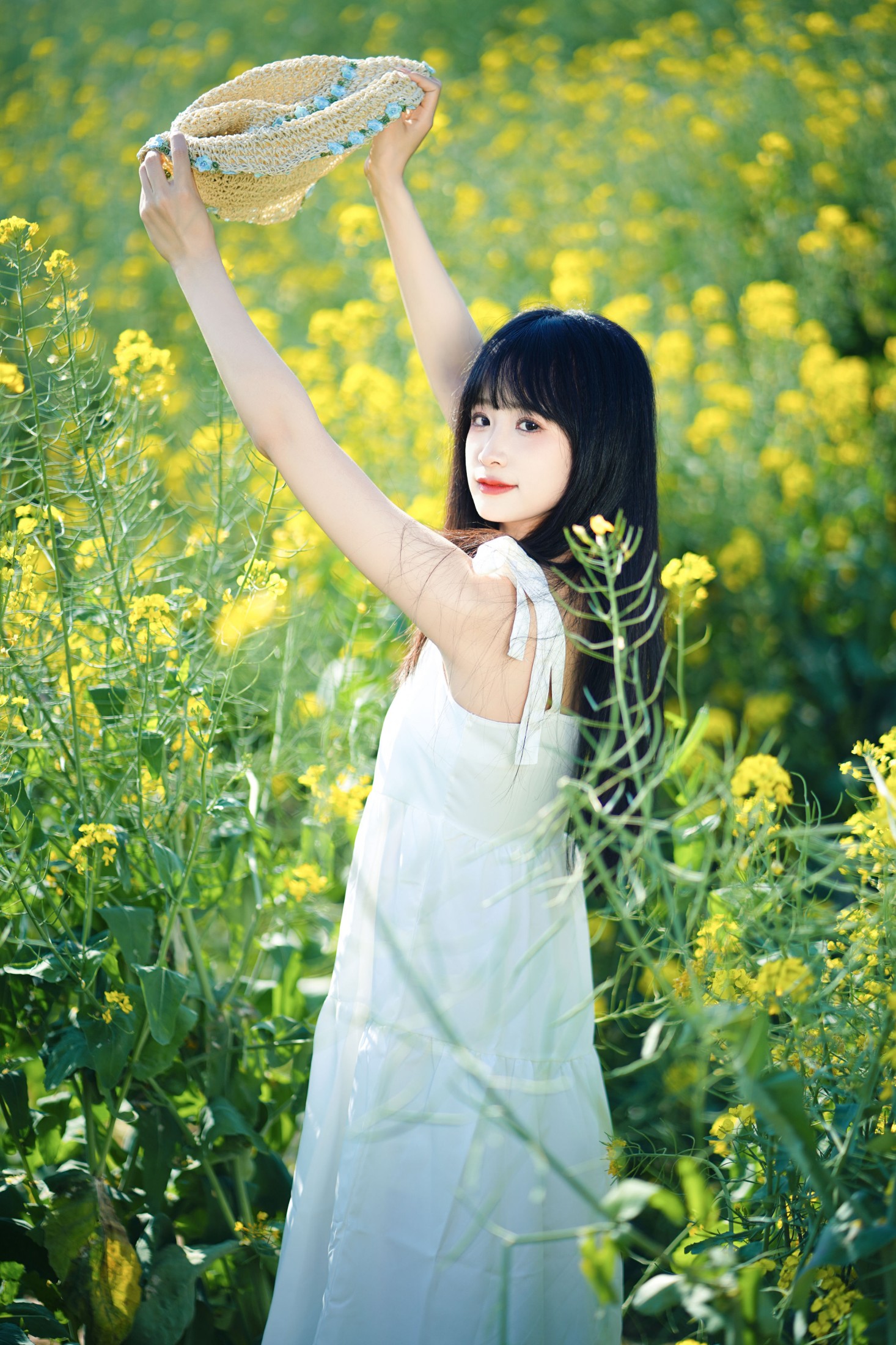 春娇娇 – 《油菜花》[14P]-66COS