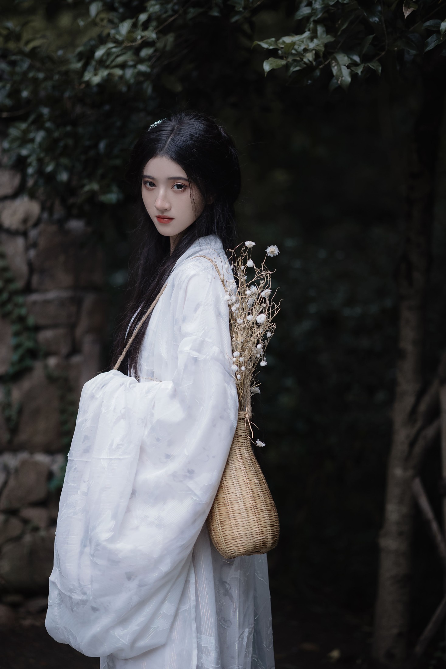 当初叫人家小田田 – 《倚楼听风雨》[27P] 插图3