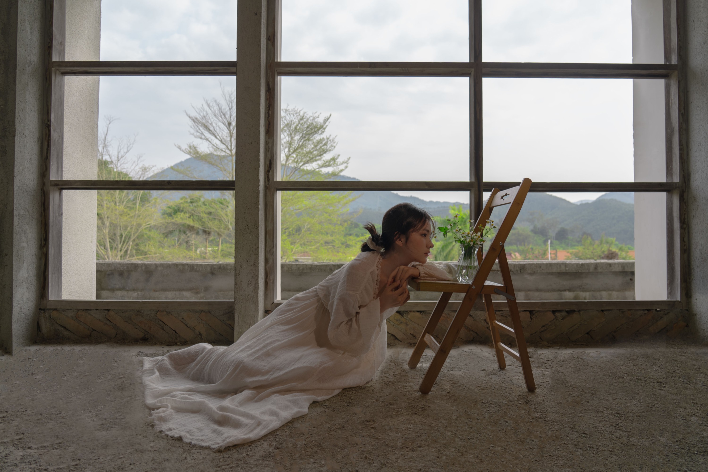 小雨天气 – 《裙摆漫过时光的碎痕》[18P] 插图5