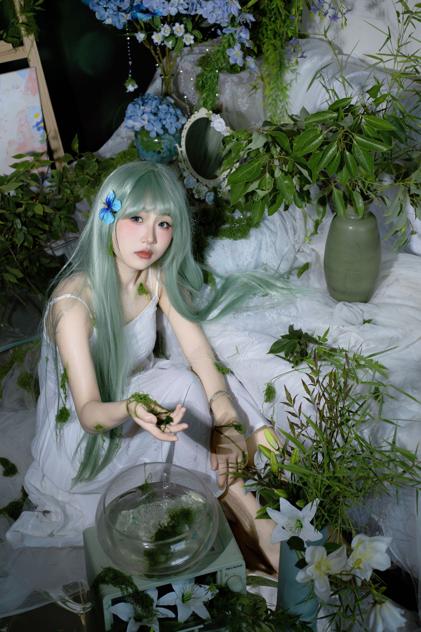 躲进鲨鱼嘴里 – 《我的身体长满苔藓，跌落在潮湿的绿意里》[14P] 插图2