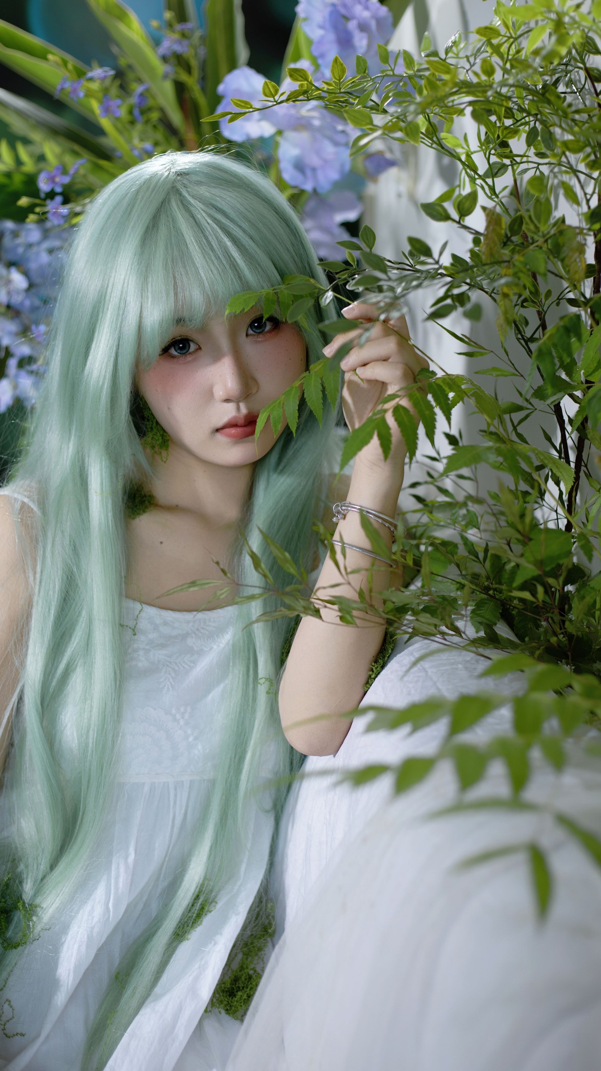 躲进鲨鱼嘴里 – 《我的身体长满苔藓，跌落在潮湿的绿意里》[14P] 插图3