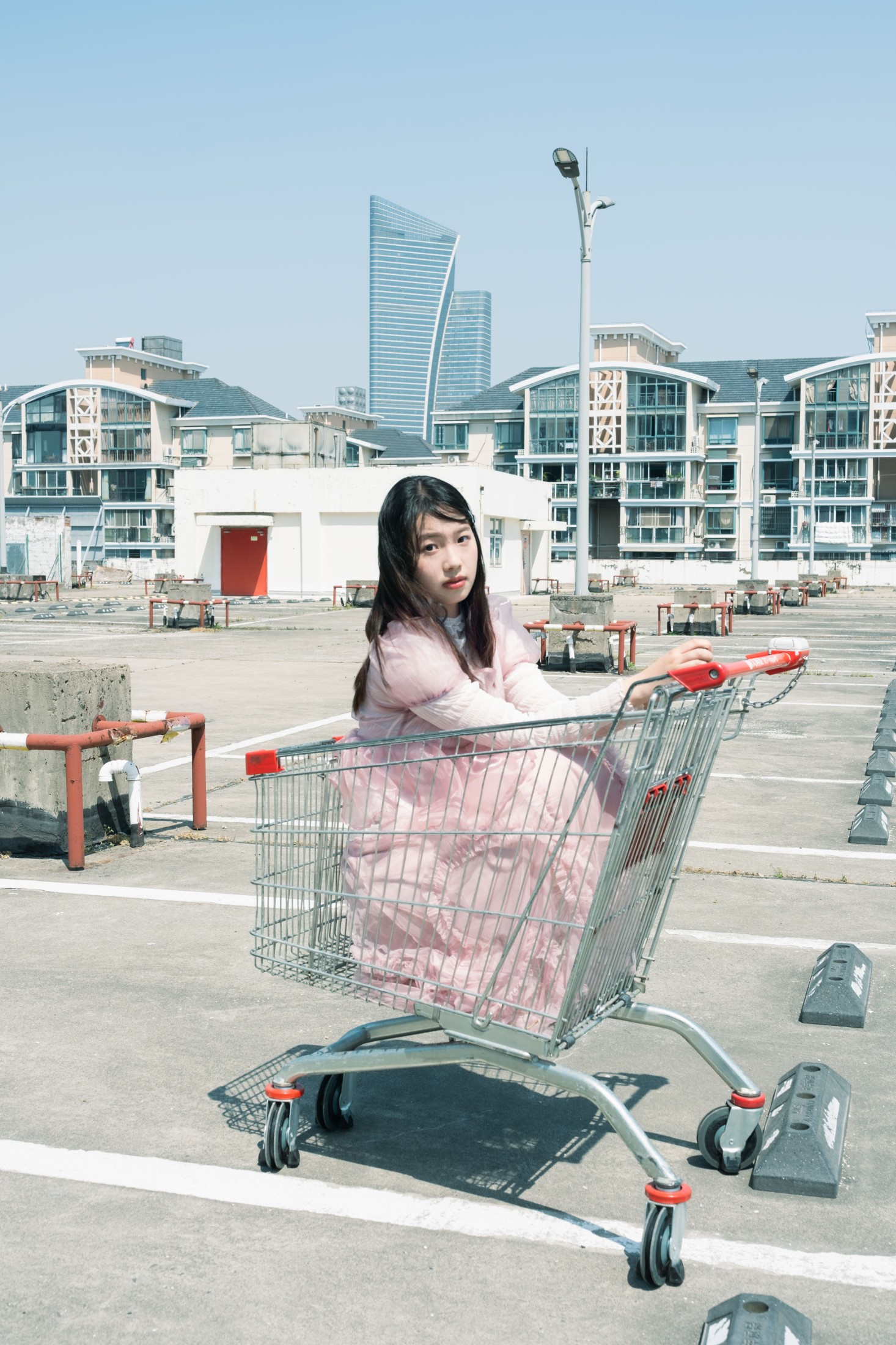 粉色少女 – 《天台邂逅 | 日系少女的梦幻诗篇》[21P] 插图3