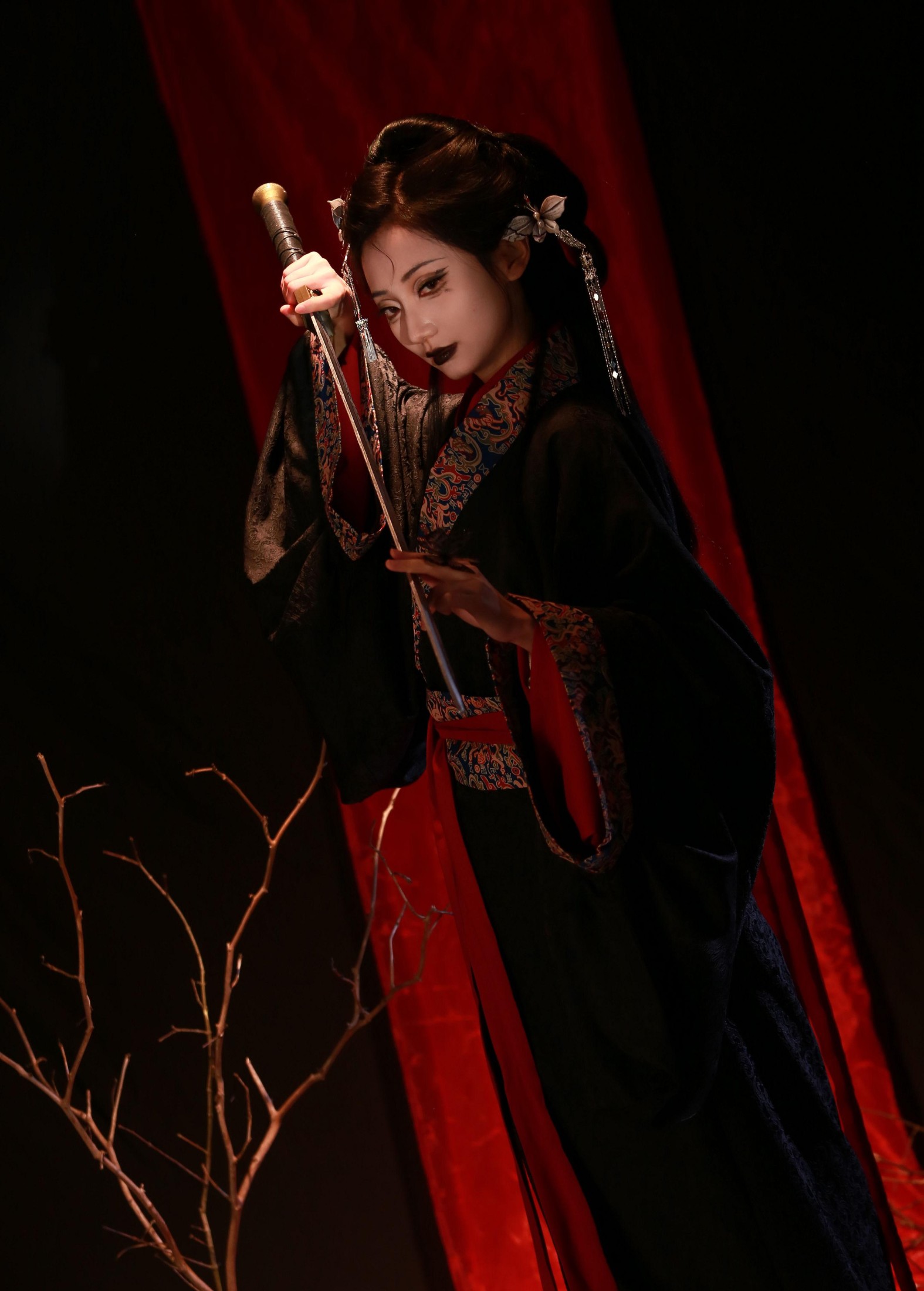 荔小柴 – 《恶女》[18P] 插图2