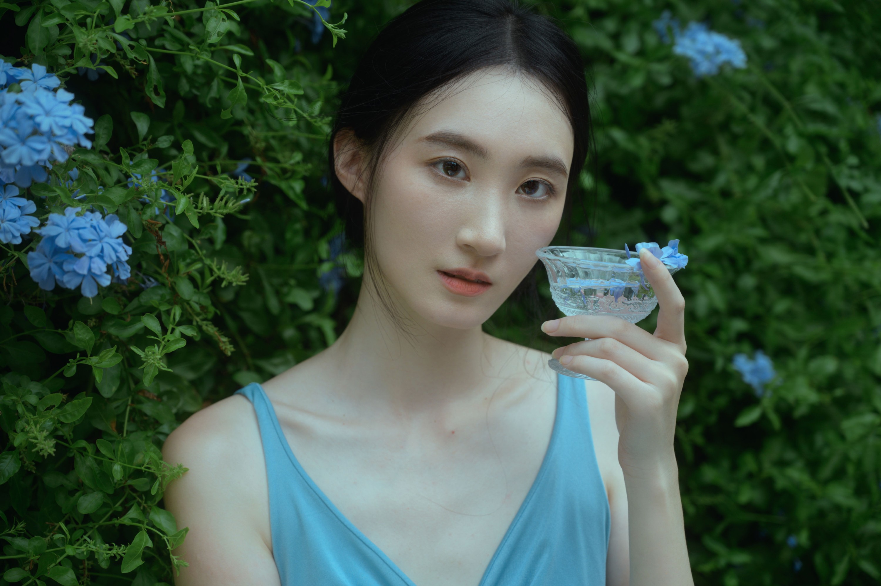 阿吉缘子 – 《夏天与蓝雪花》[14P] 插图4