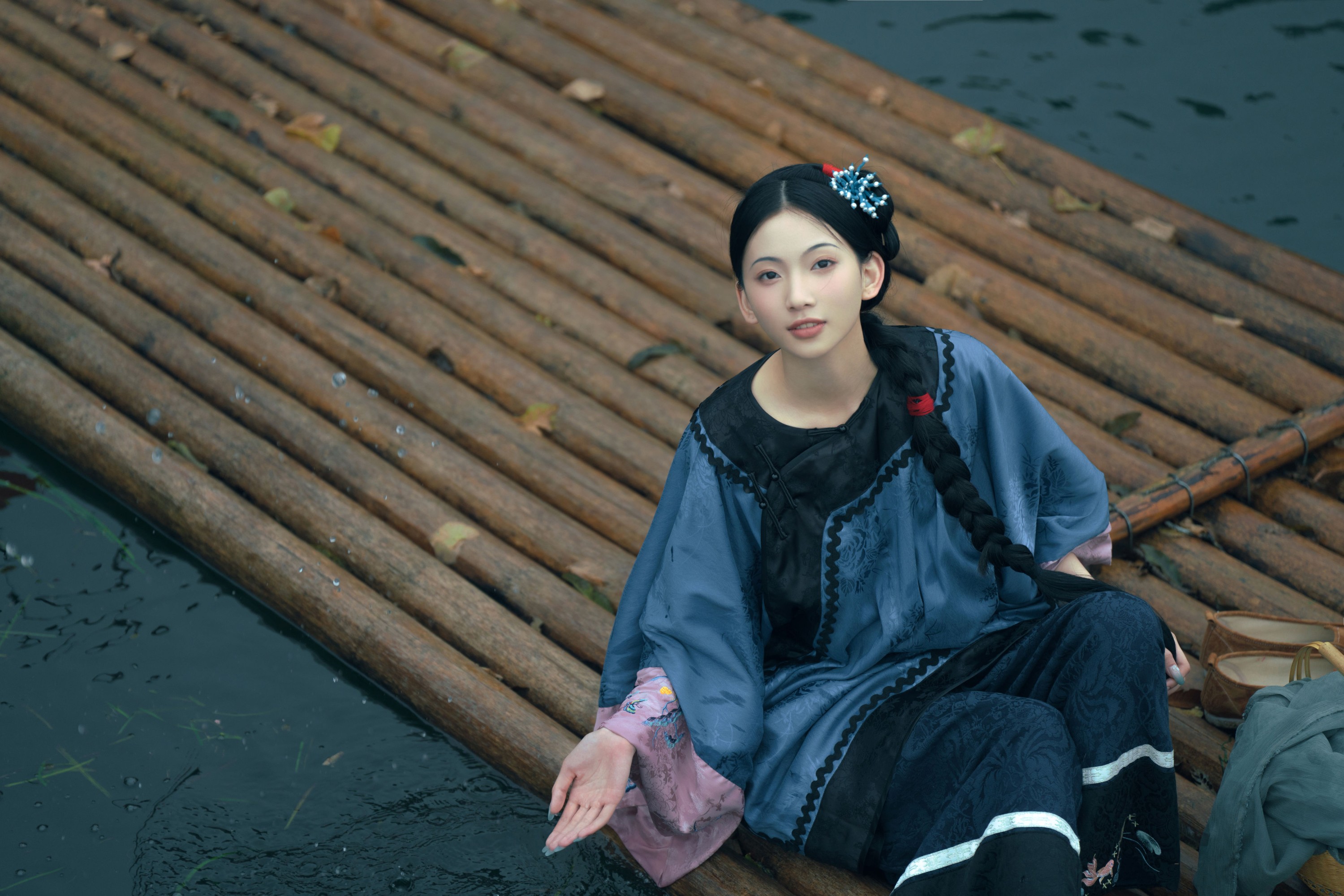 二一芝 – 《时间停在她骑着牛背的那年》[16P] 插图3