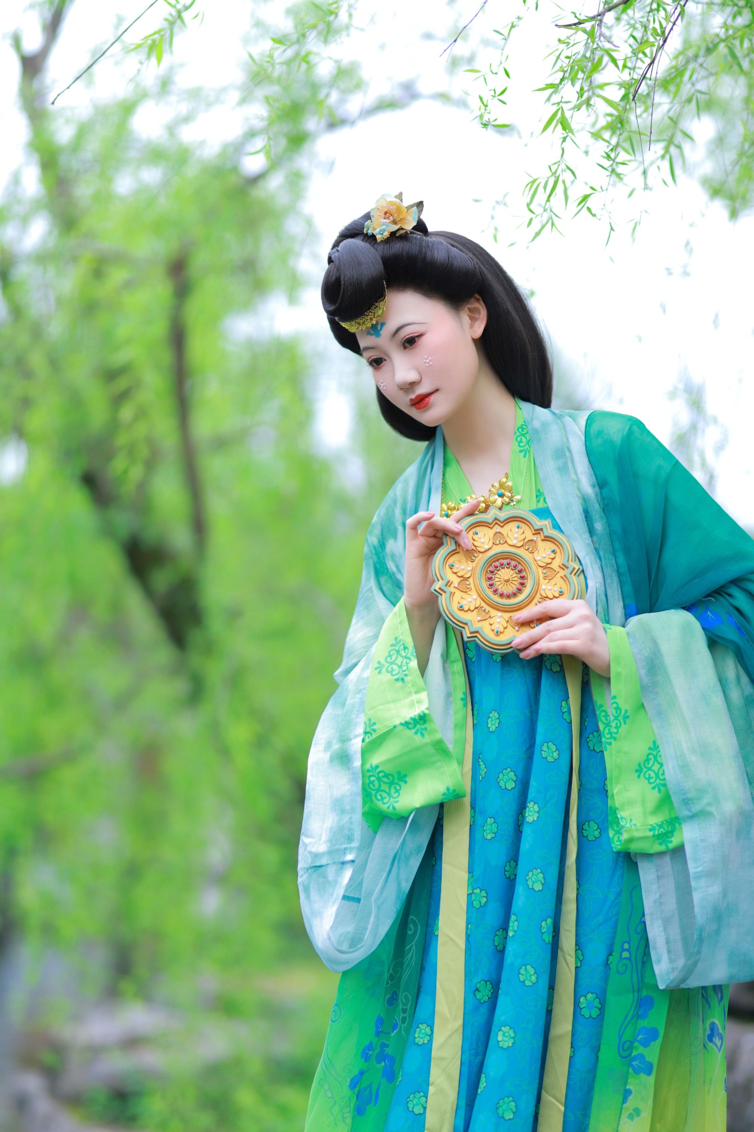 二二二由 – 《曲江池畔柳如烟》[16P] 插图2