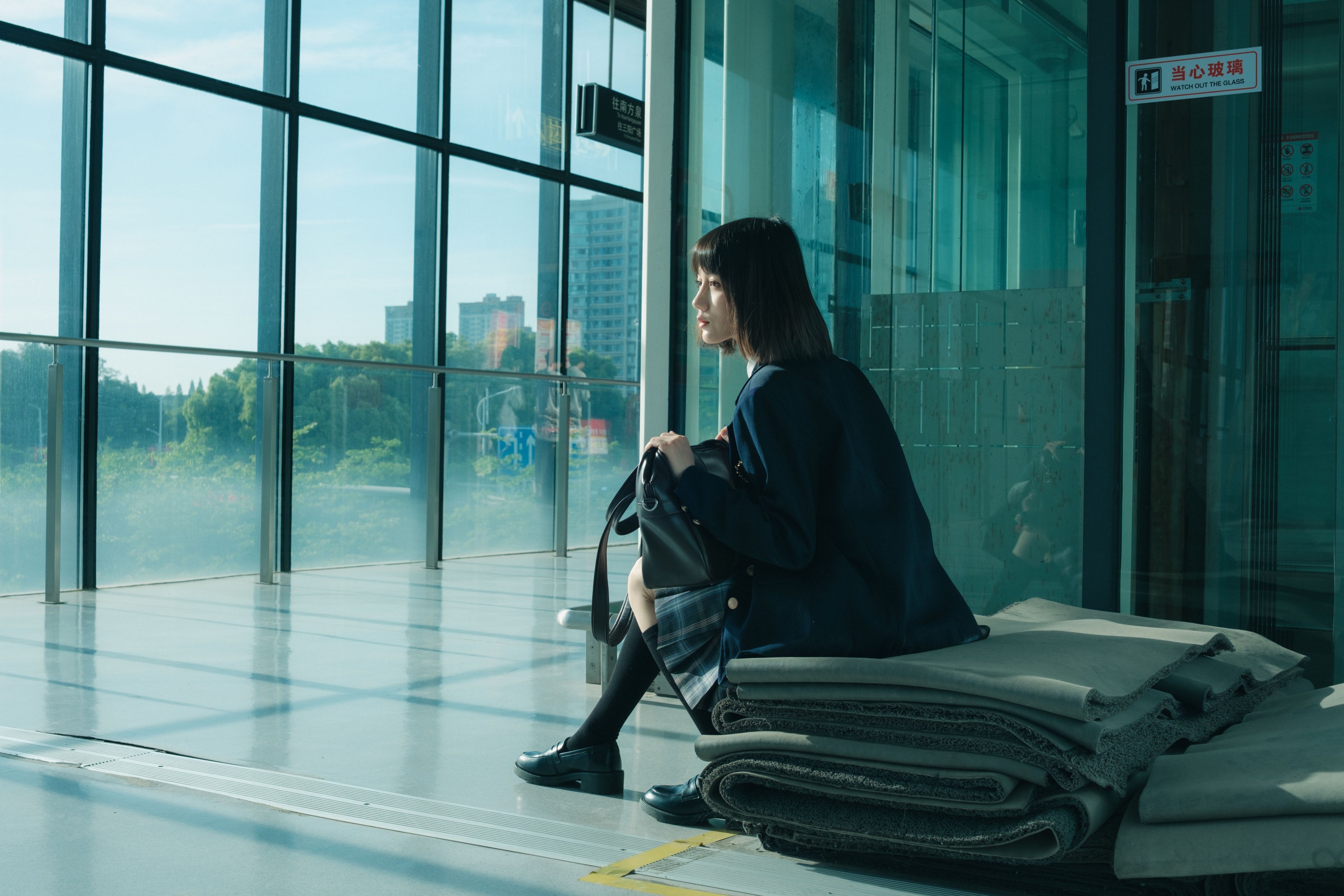 七七 – 《这哪里是在拍照，这明明是在拍电影》[43P] 插图2