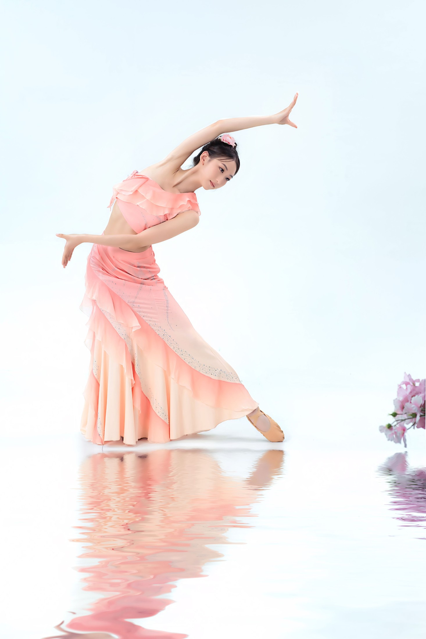 小桃儿酱 – 《跳傣舞的少女》[16P] 插图3