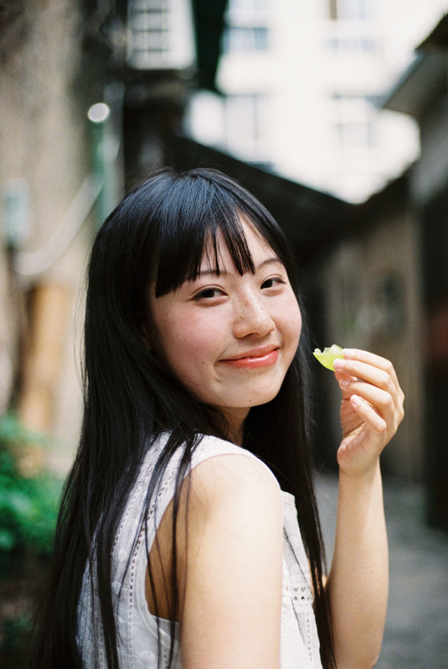 年兹 – 《青提味的夏天》[17P]-66COS