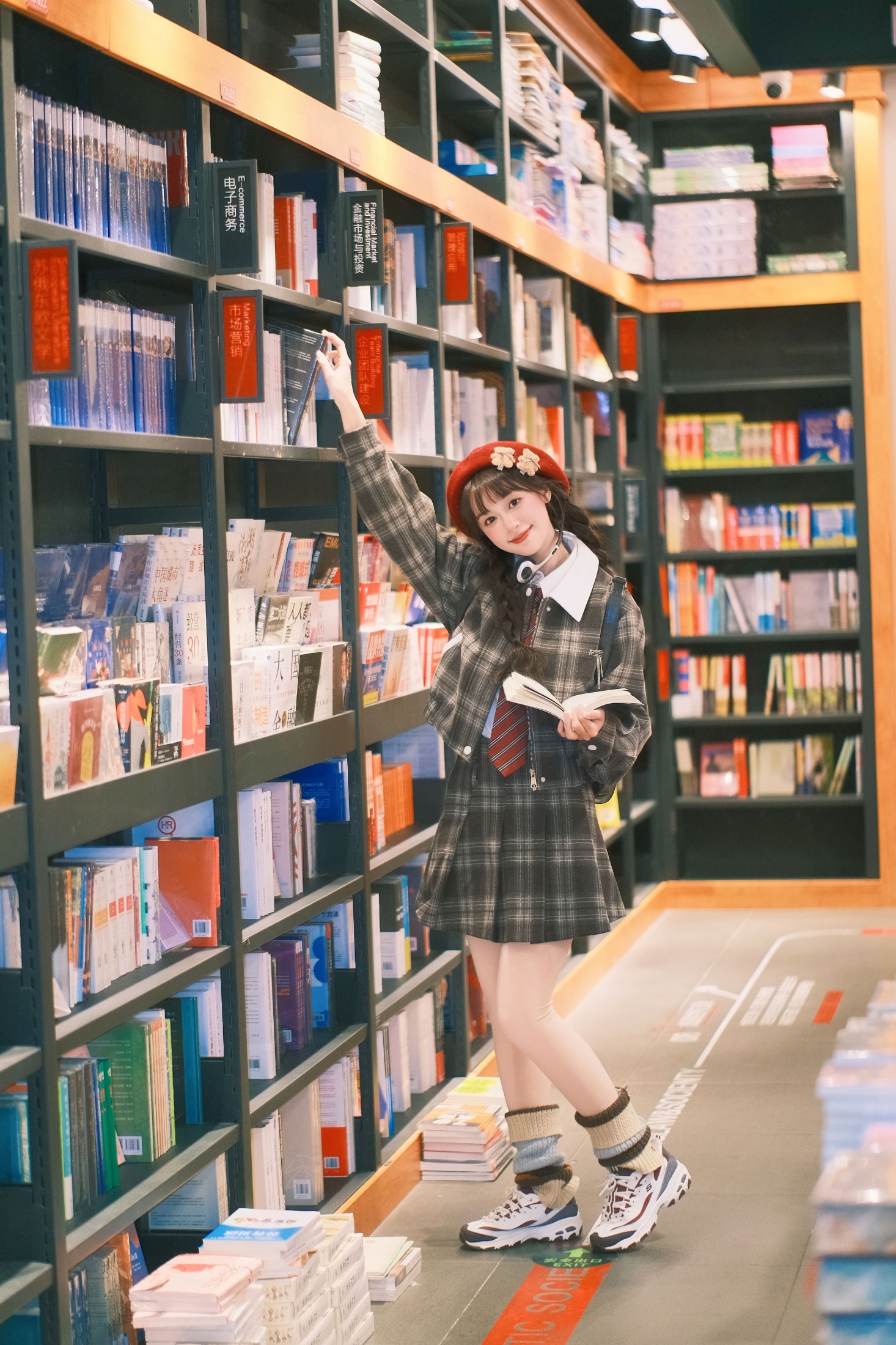 夏芋小年 – 《书店女孩》[20P] 插图5