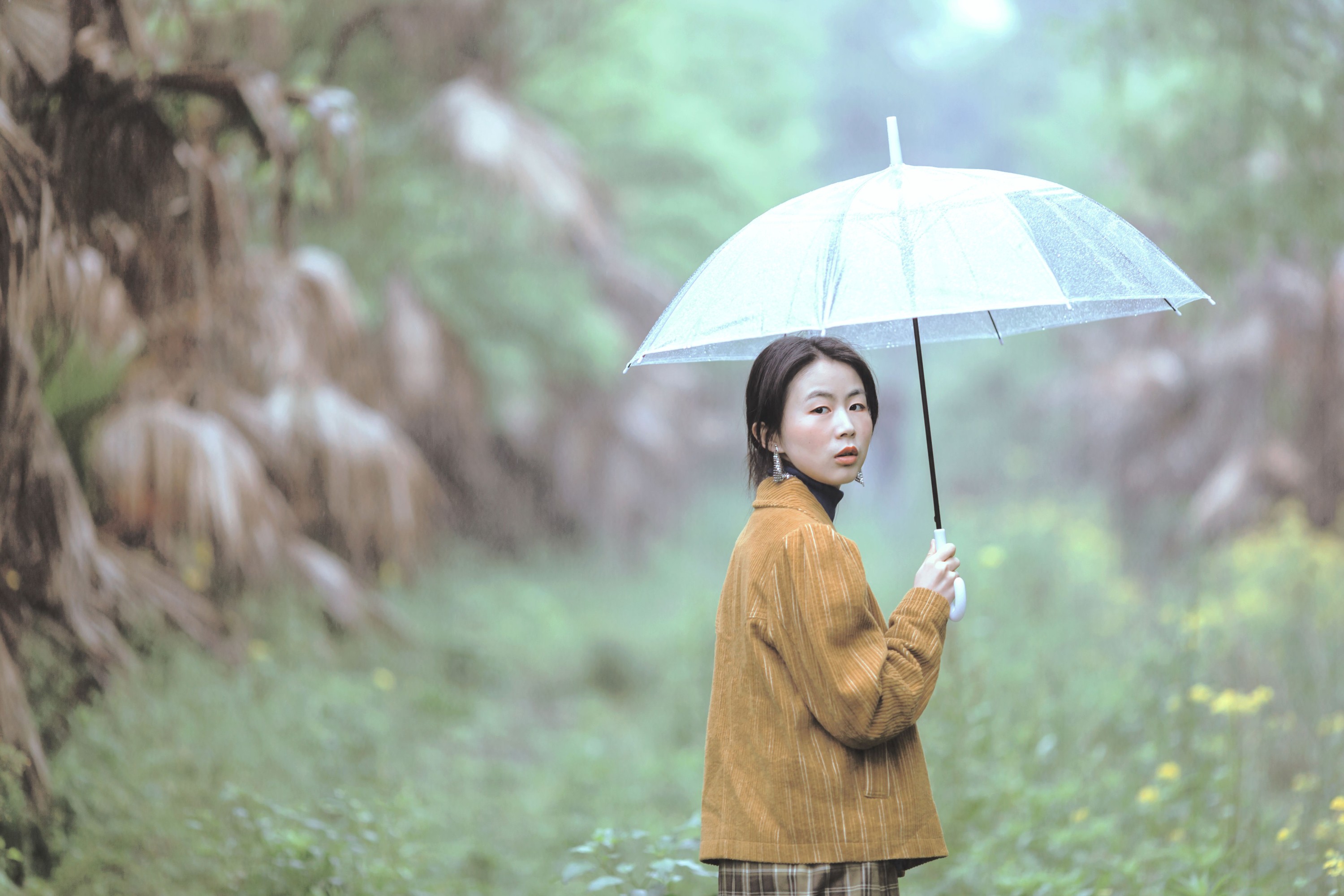 十贰晴 – 《生锈的感情又逢下雨天》[44P]-66COS