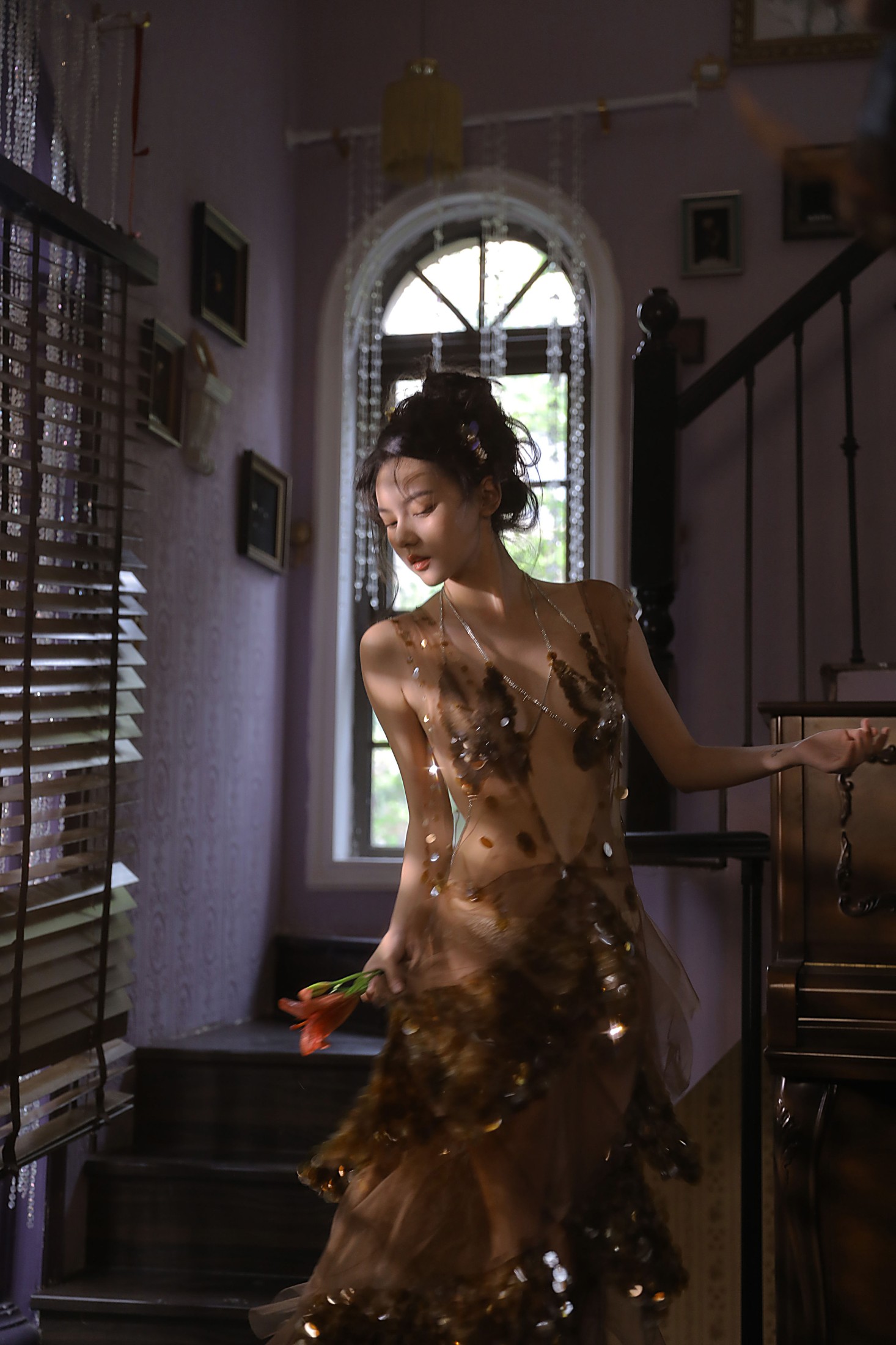 Fifi轩- – 《碎落的金色》[16P]-66COS
