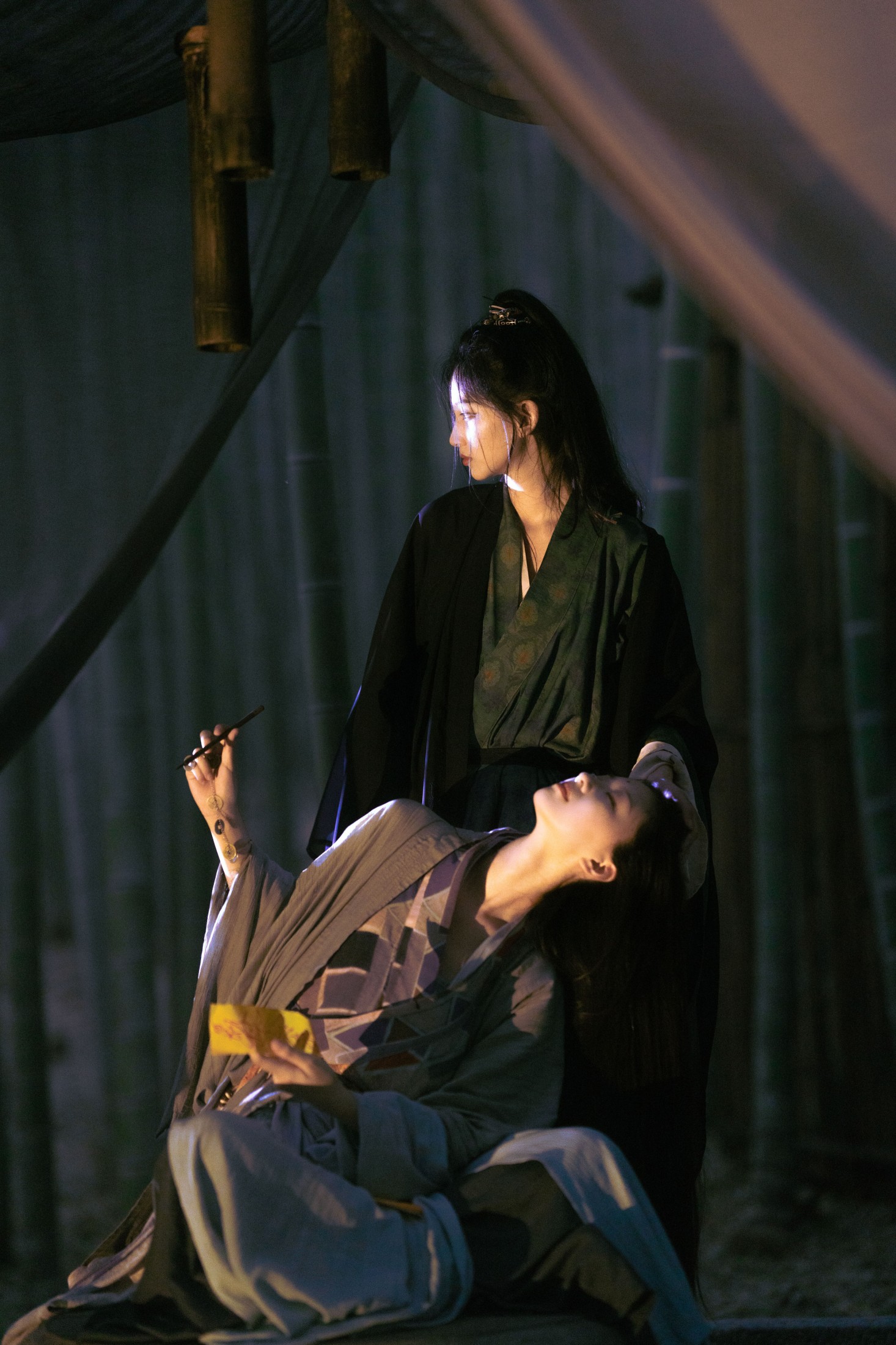 二一芝 一个木枝 – 《小道士与赶尸人》[18P] 插图4