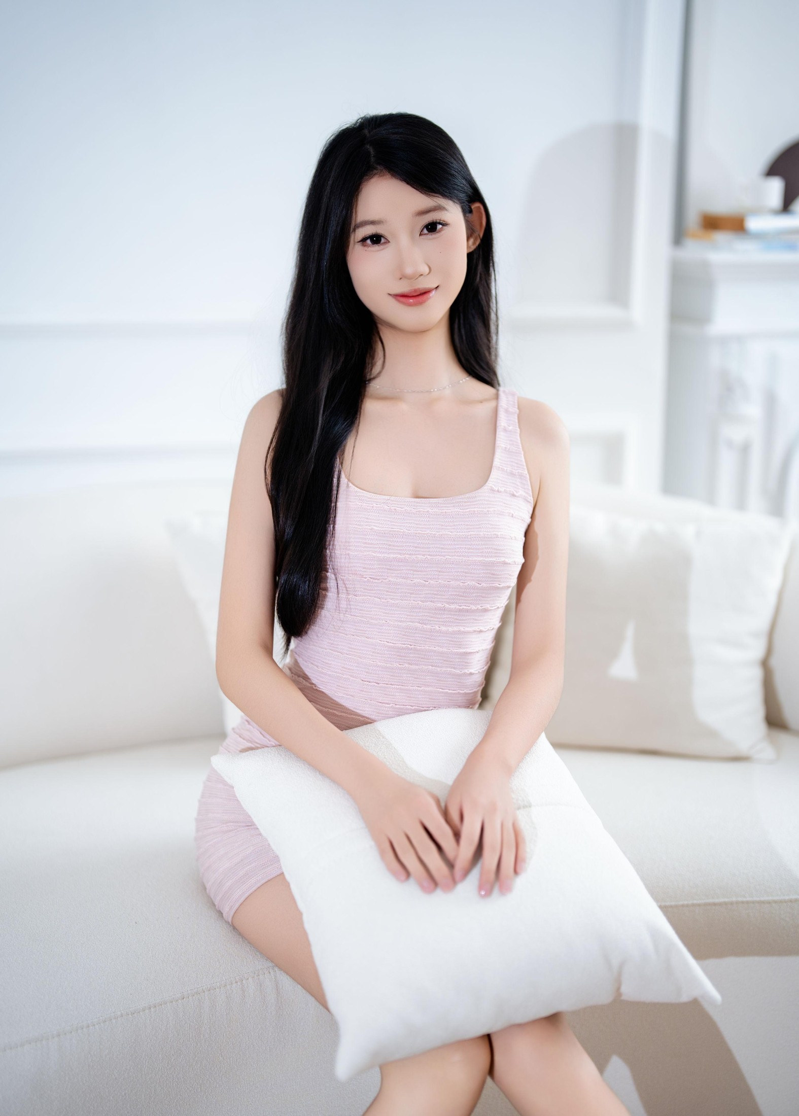 敏敏 – 《堕入粉色书屋》[22P] 插图2