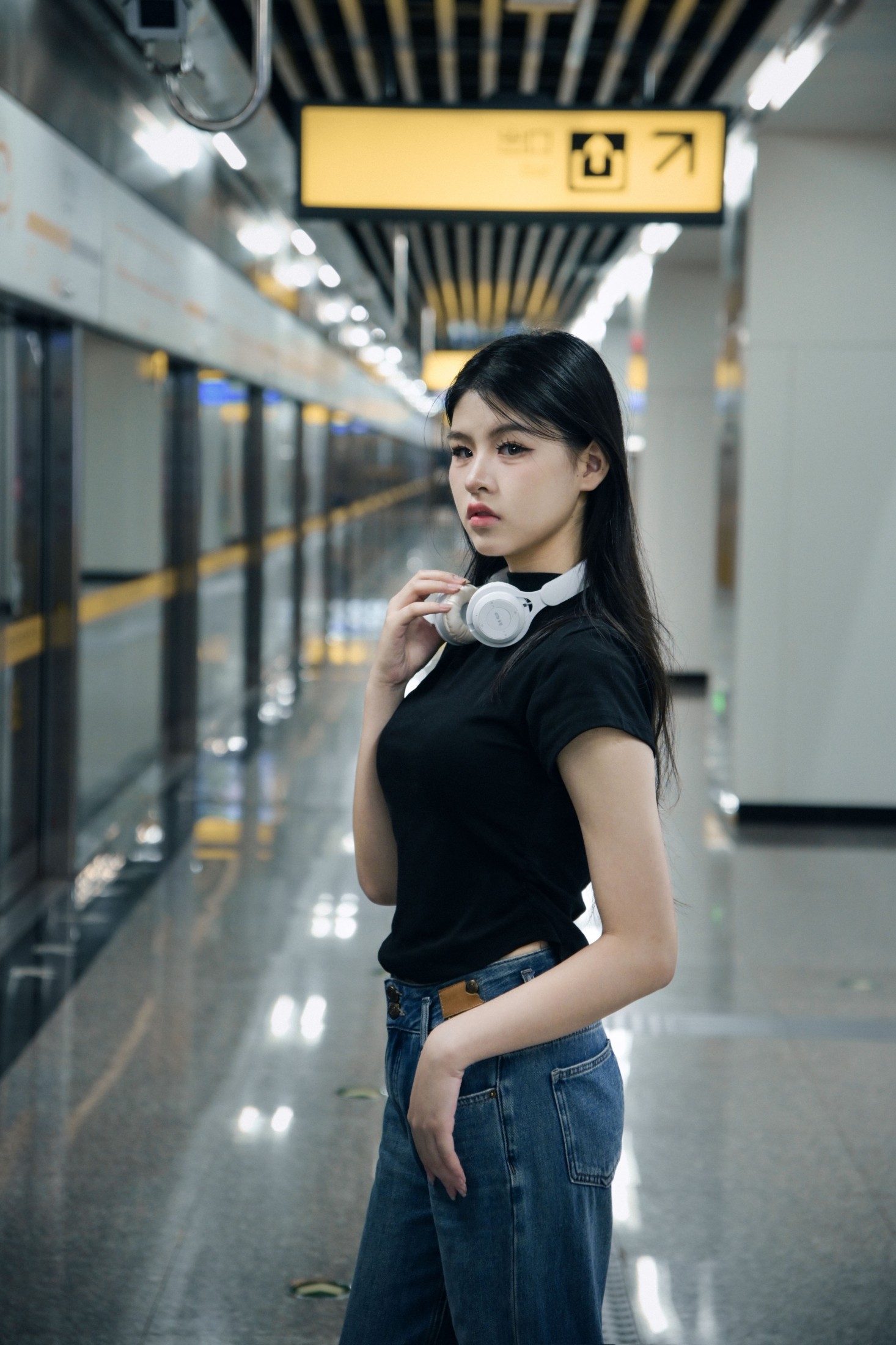 荔枝 – 《地铁站》[14P]-66COS