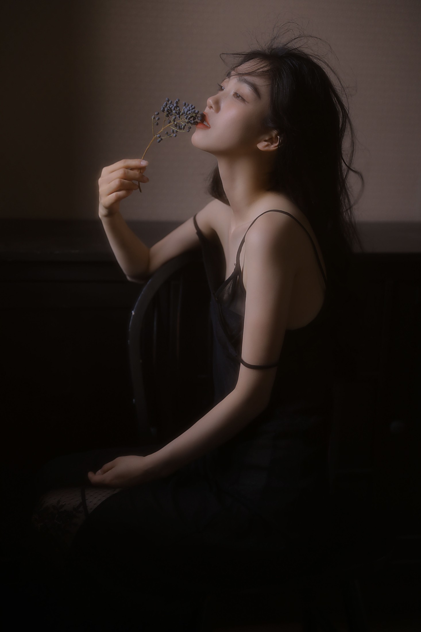 郭荣的海角 – 《万物至暗》[16P]-66COS