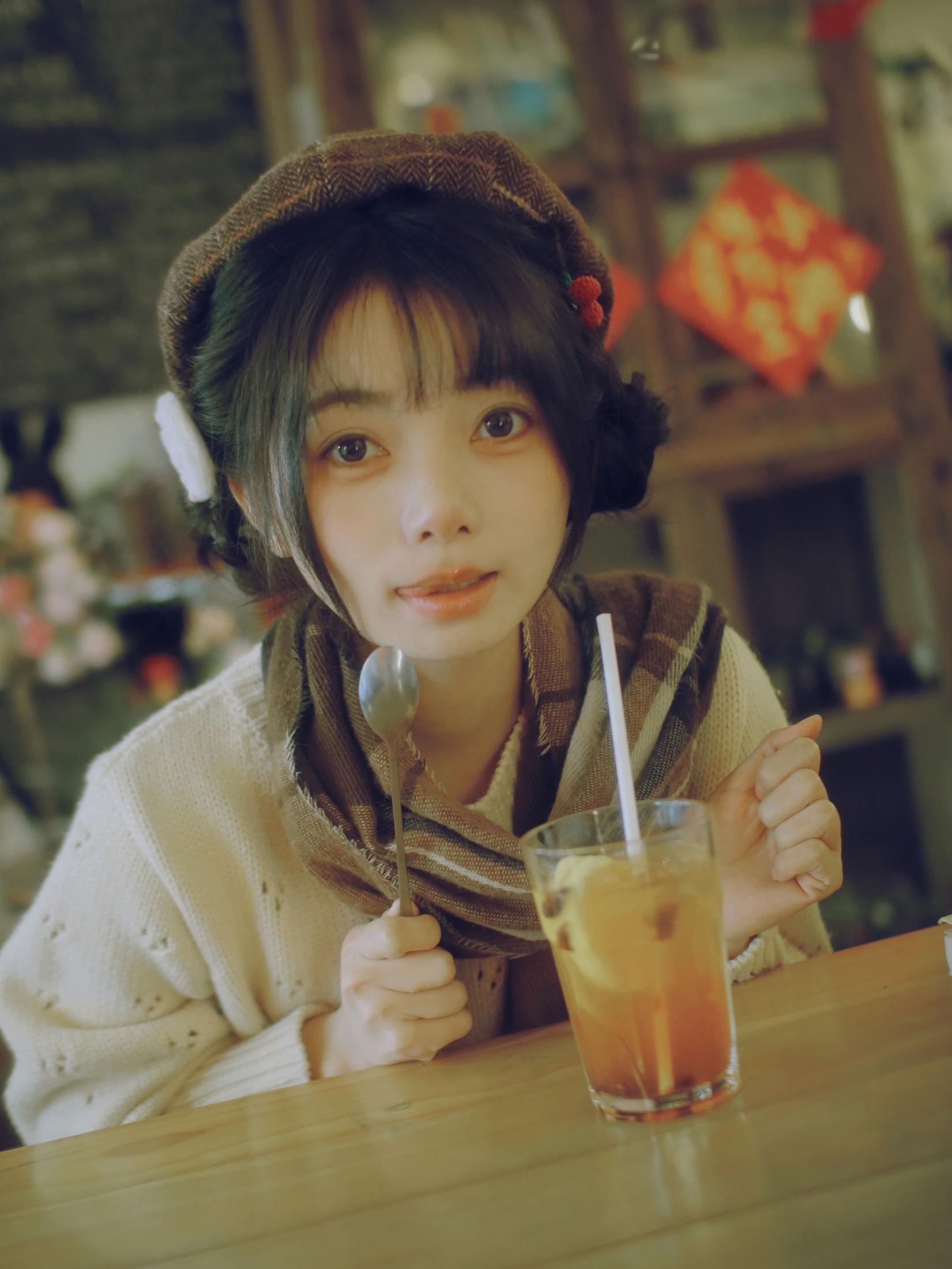 露露 – 《咖啡馆日系拍照指南》[23P]-66COS