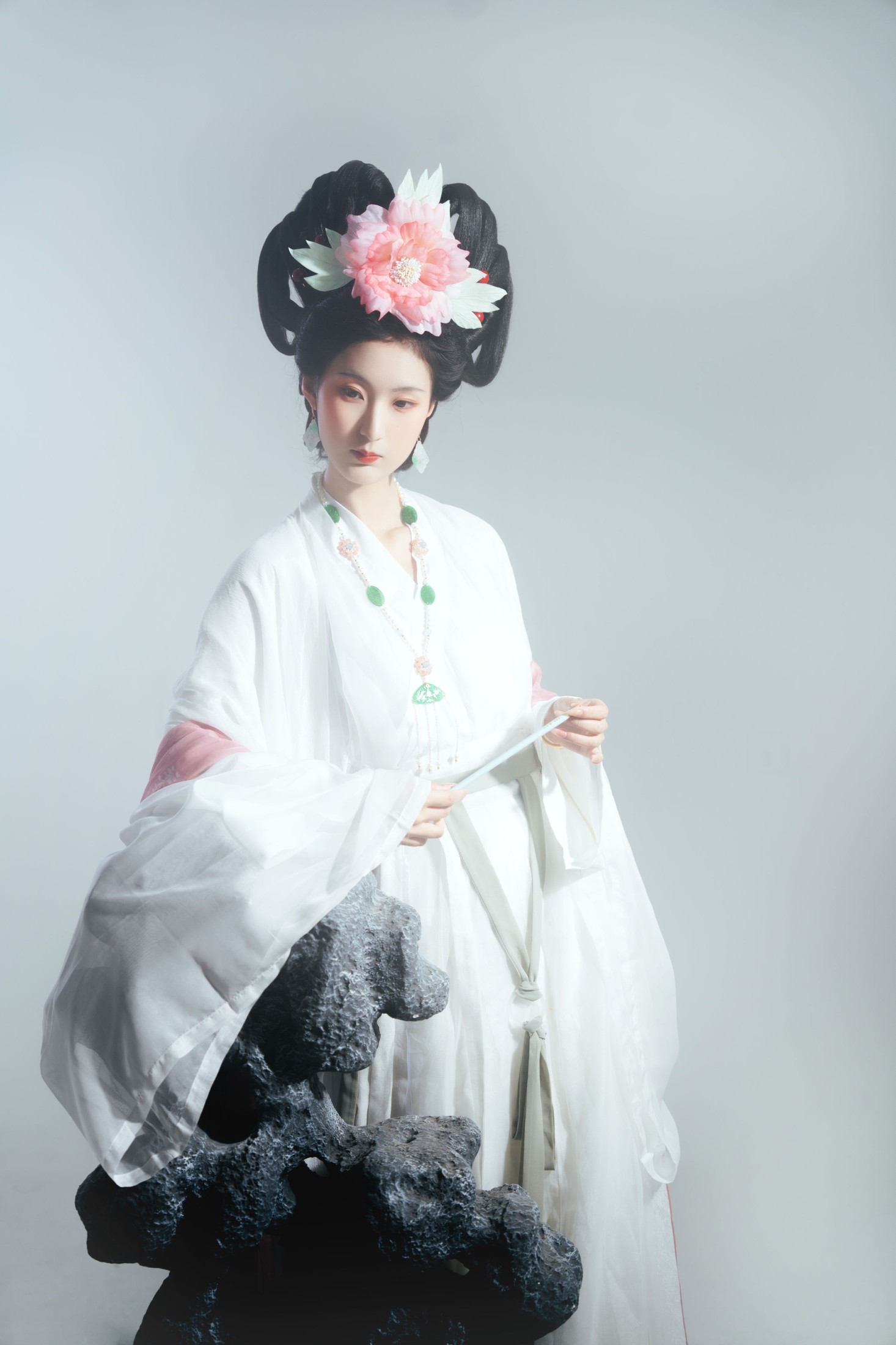 荷里寒 – 《瓷人仿妆 • 思凡》[13P] 插图3