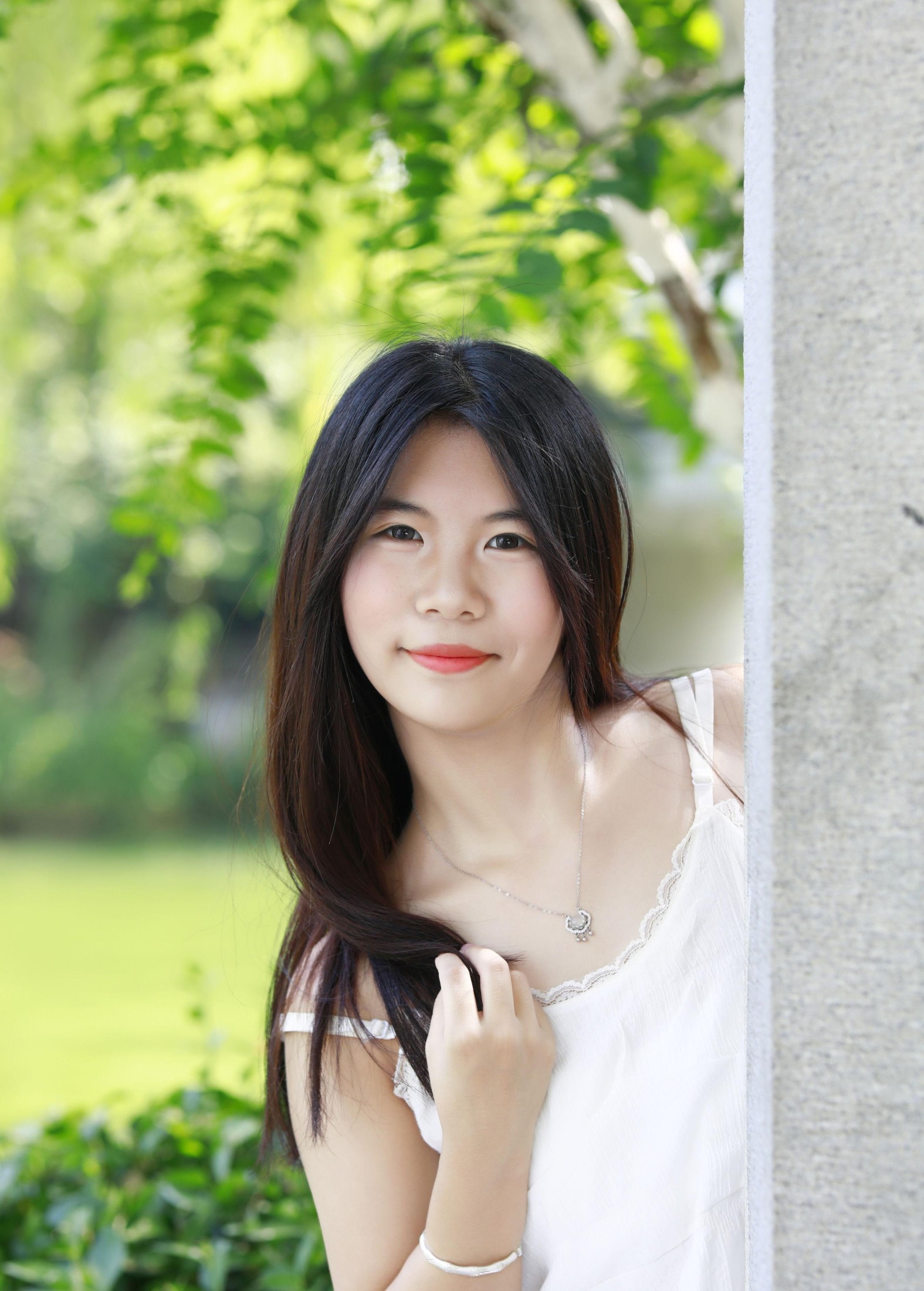 冷漠帅气卢少 – 《少女写真》[14P] 插图2