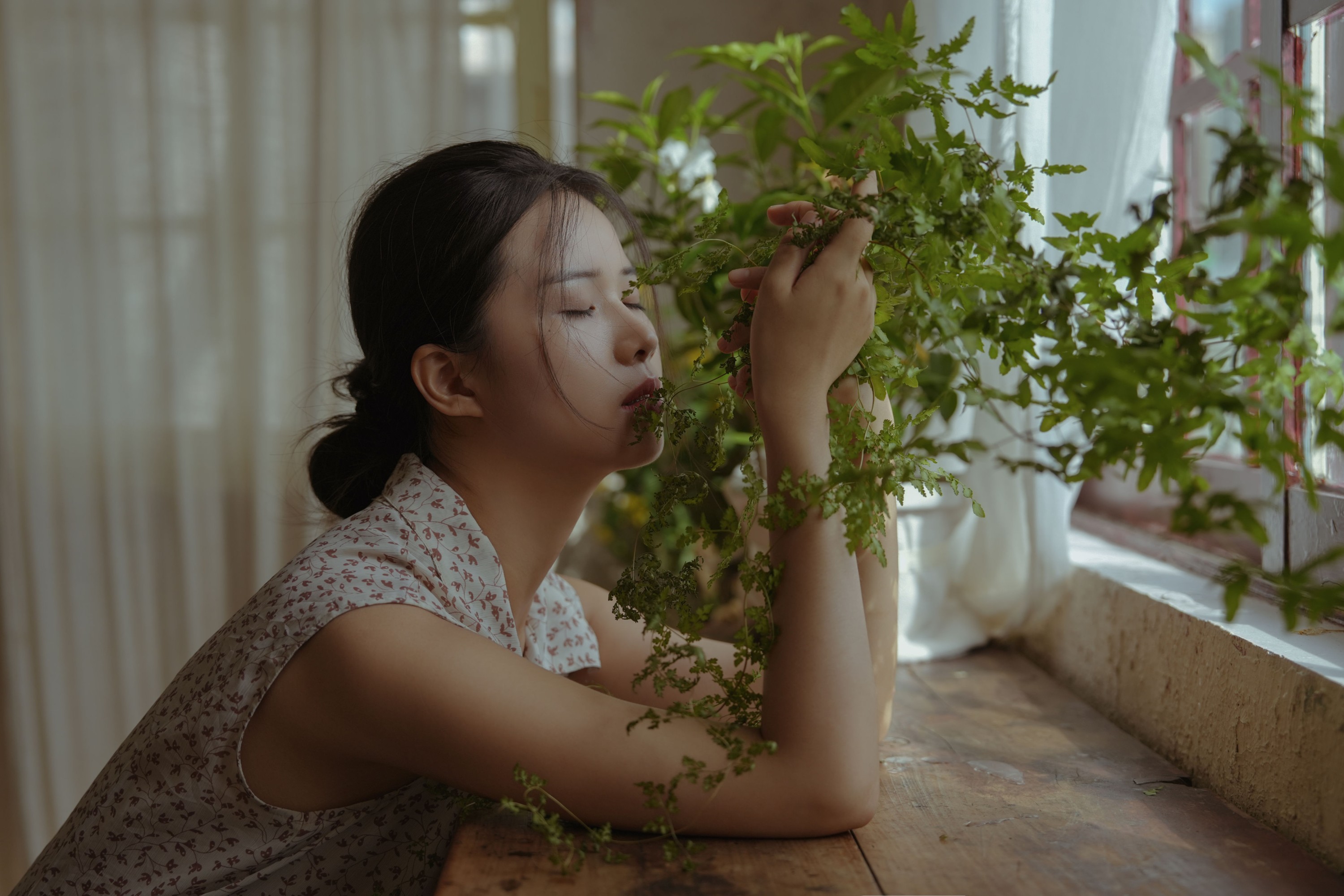 shi jiuqian的一二 – 《我的房间，窗户开向寂静》[21P] 插图2