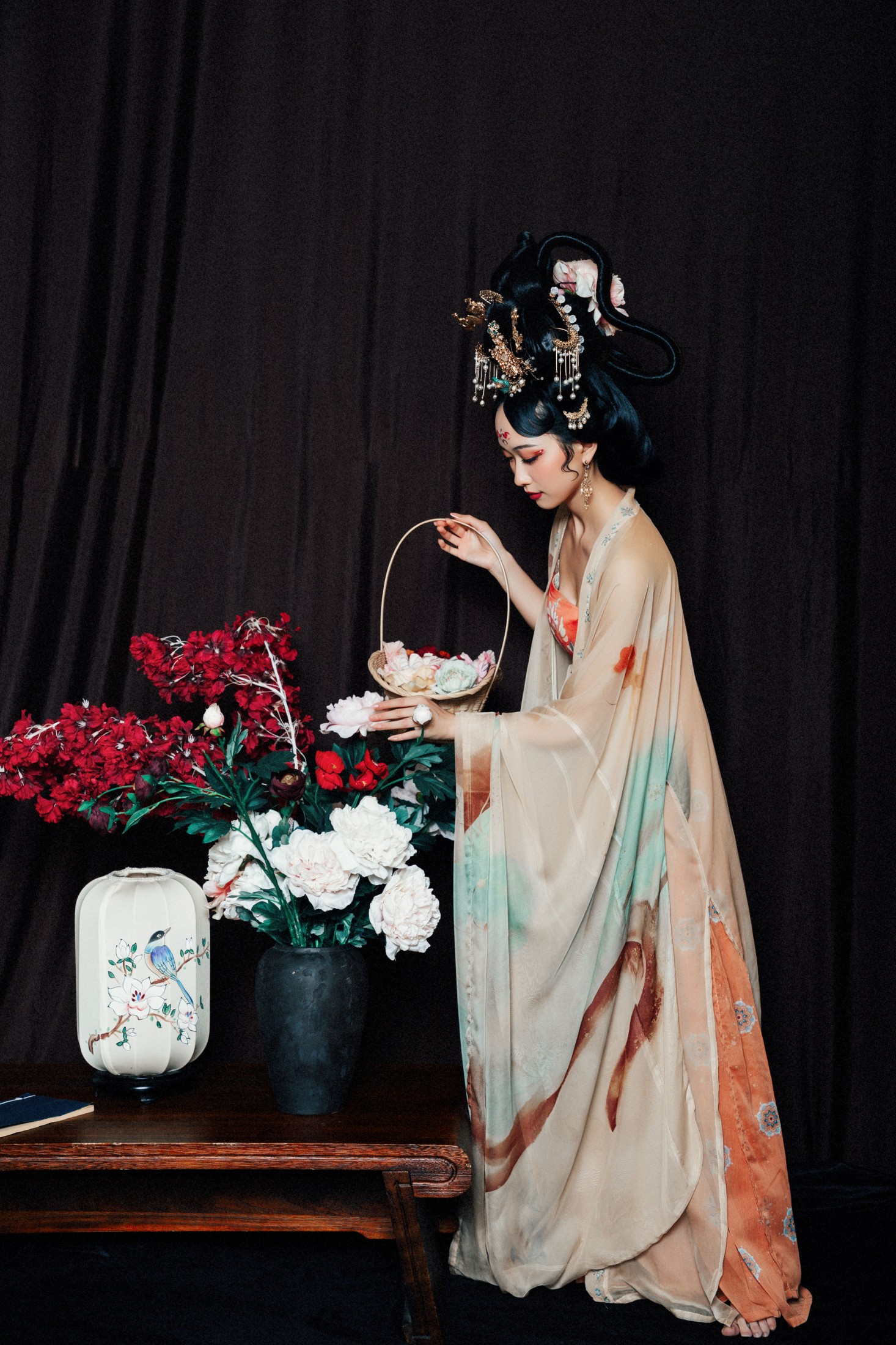 三七 – 《富贵花》[24P]-66COS