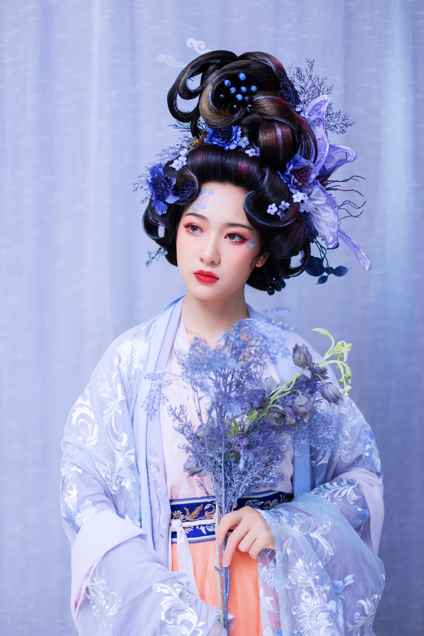 李晓欣 – 《冰霜花》[19P]-66COS