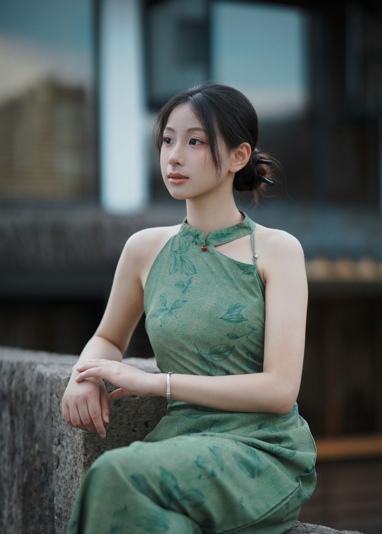 小u – 《绿色江南旗袍》[17P]-66COS