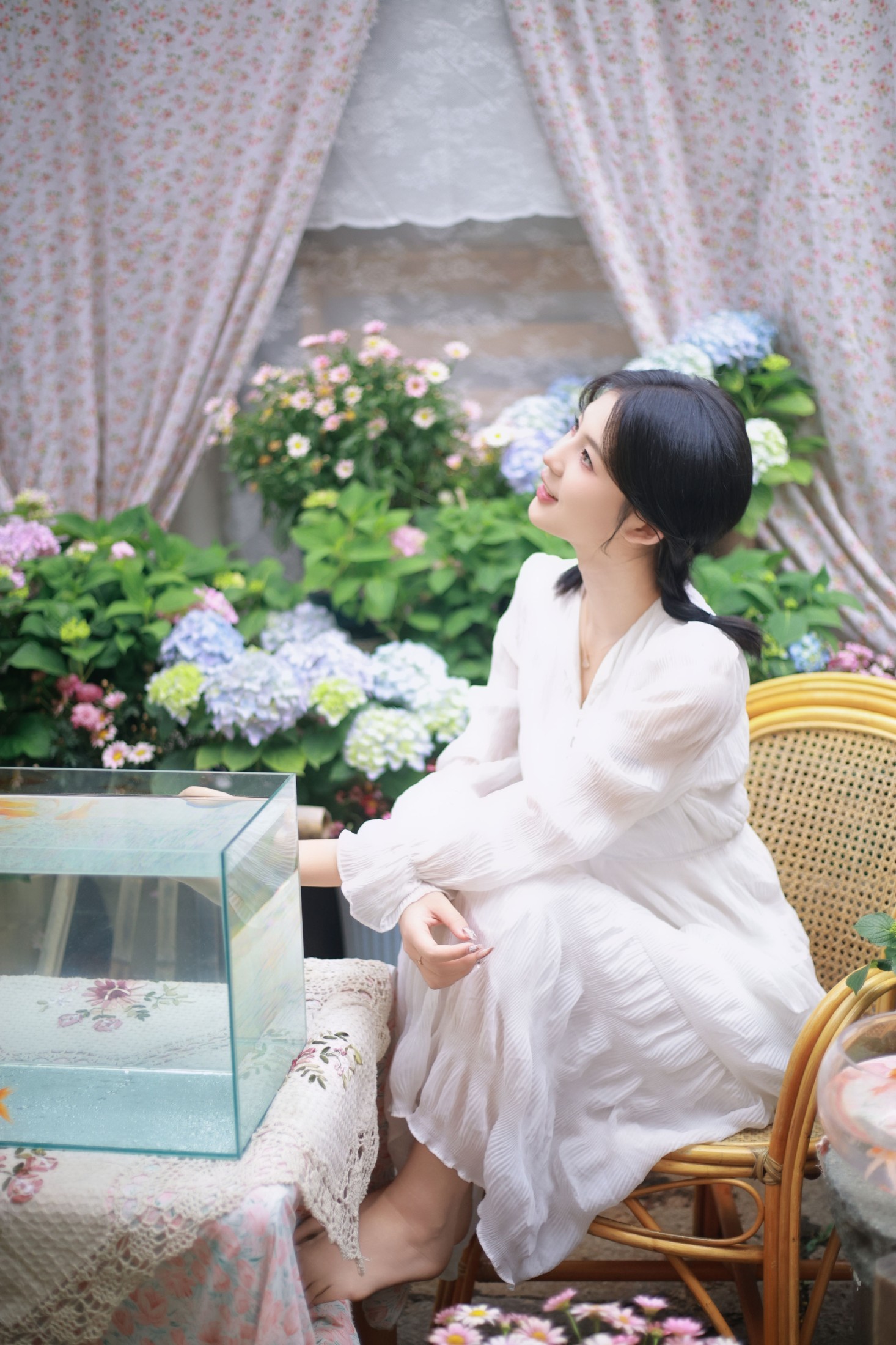 静子子 – 《院子里的金鱼》[13P]-66COS