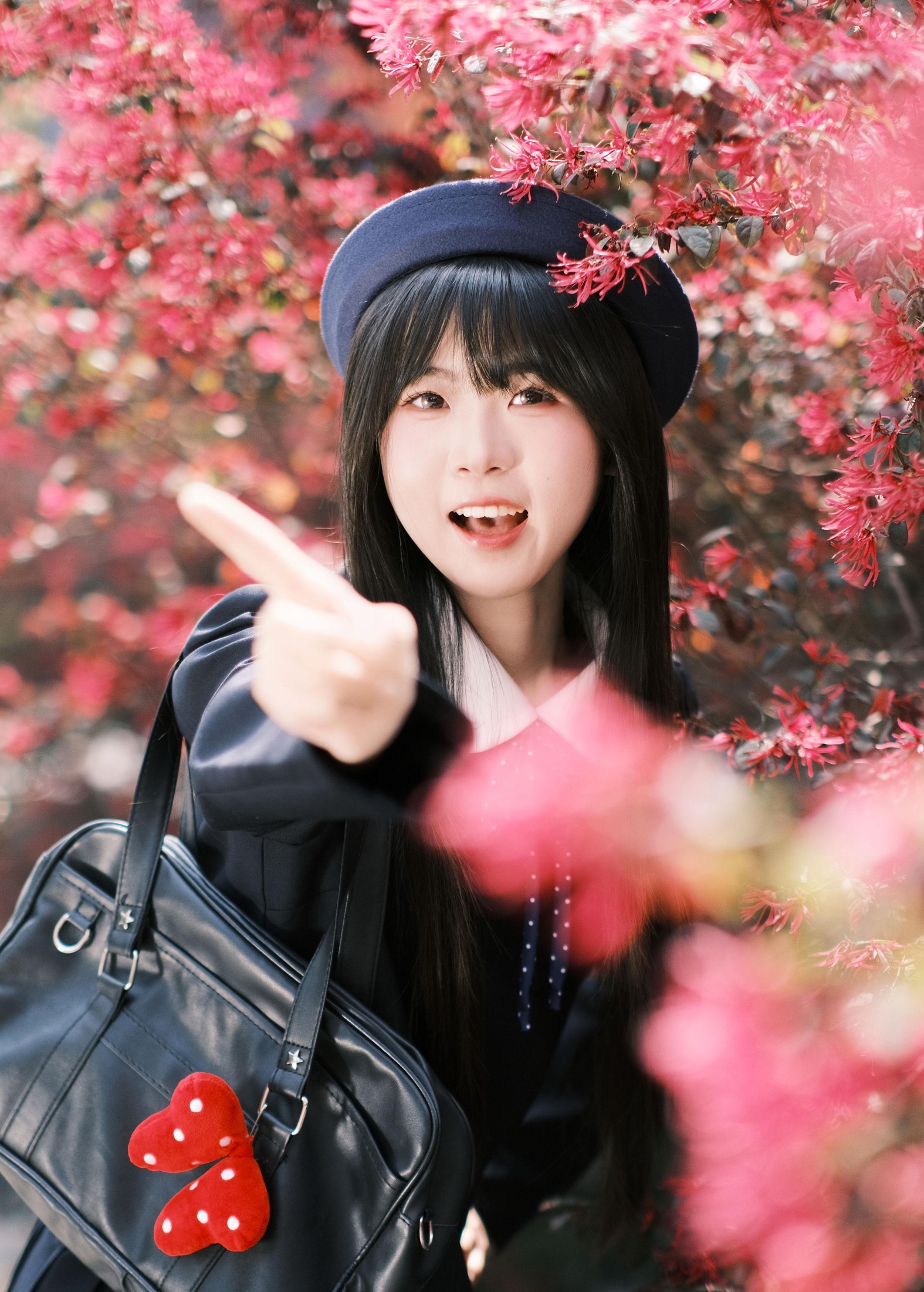 10 – 《想不到吧路边绿化的红继木拍出来这么好看》[18P] 插图2