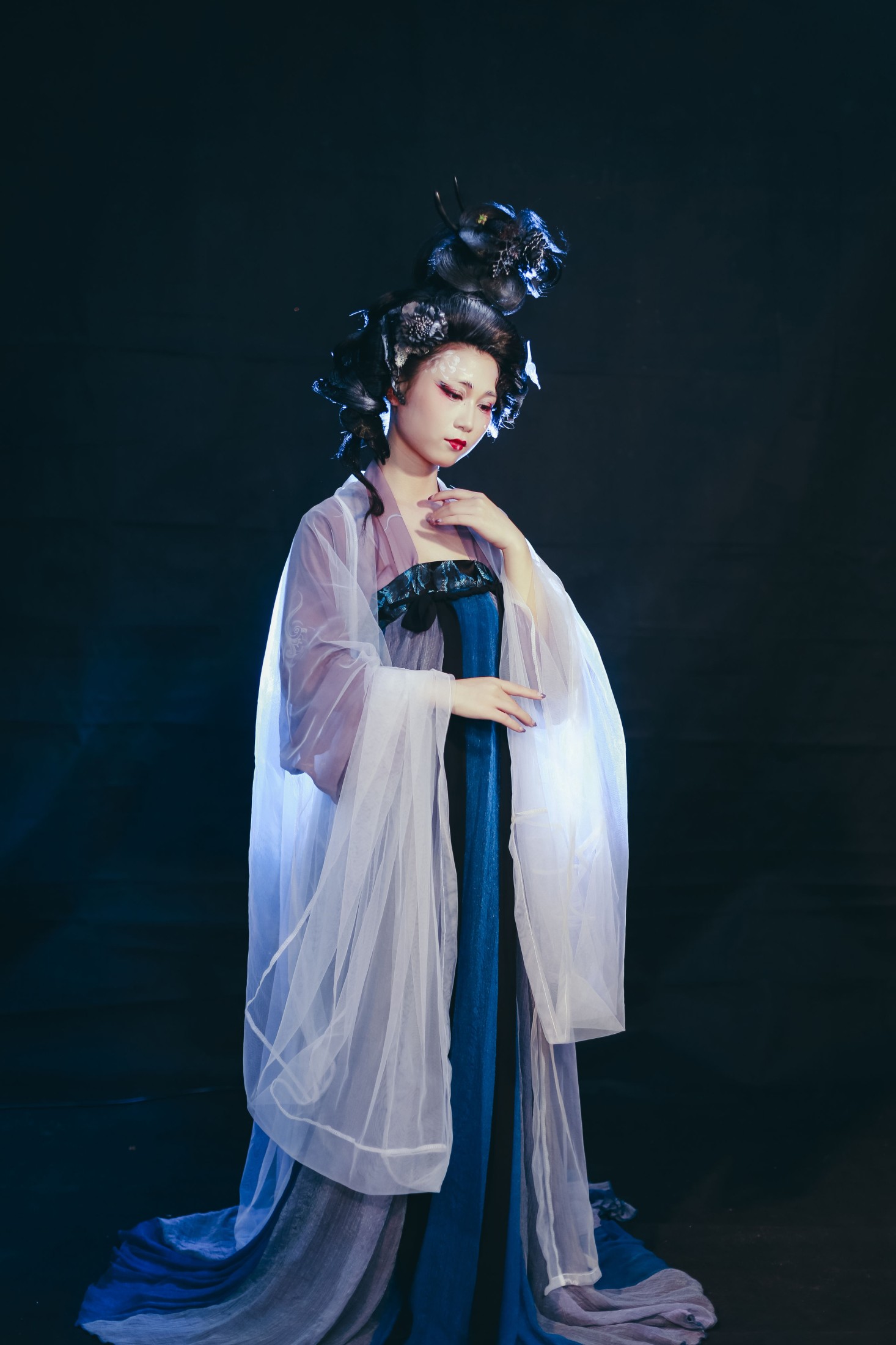 薇蓝 – 《黑山老妖》[50P] 插图5