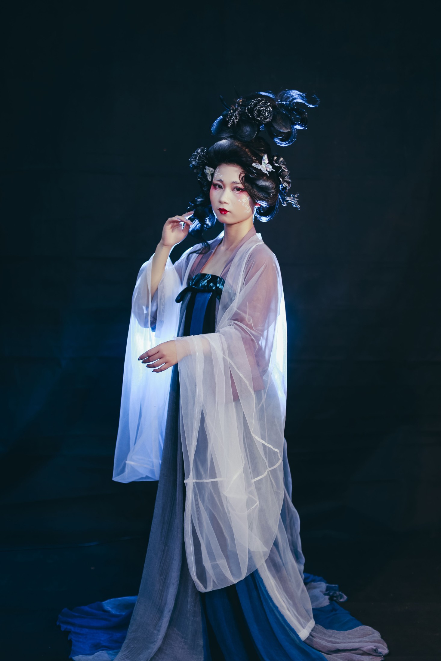 薇蓝 – 《黑山老妖》[50P] 插图3