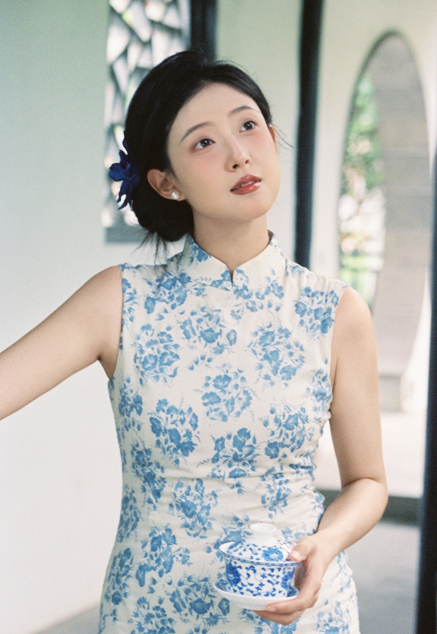 小魏小魏 – 《如传世的青花瓷》[16P]-66COS