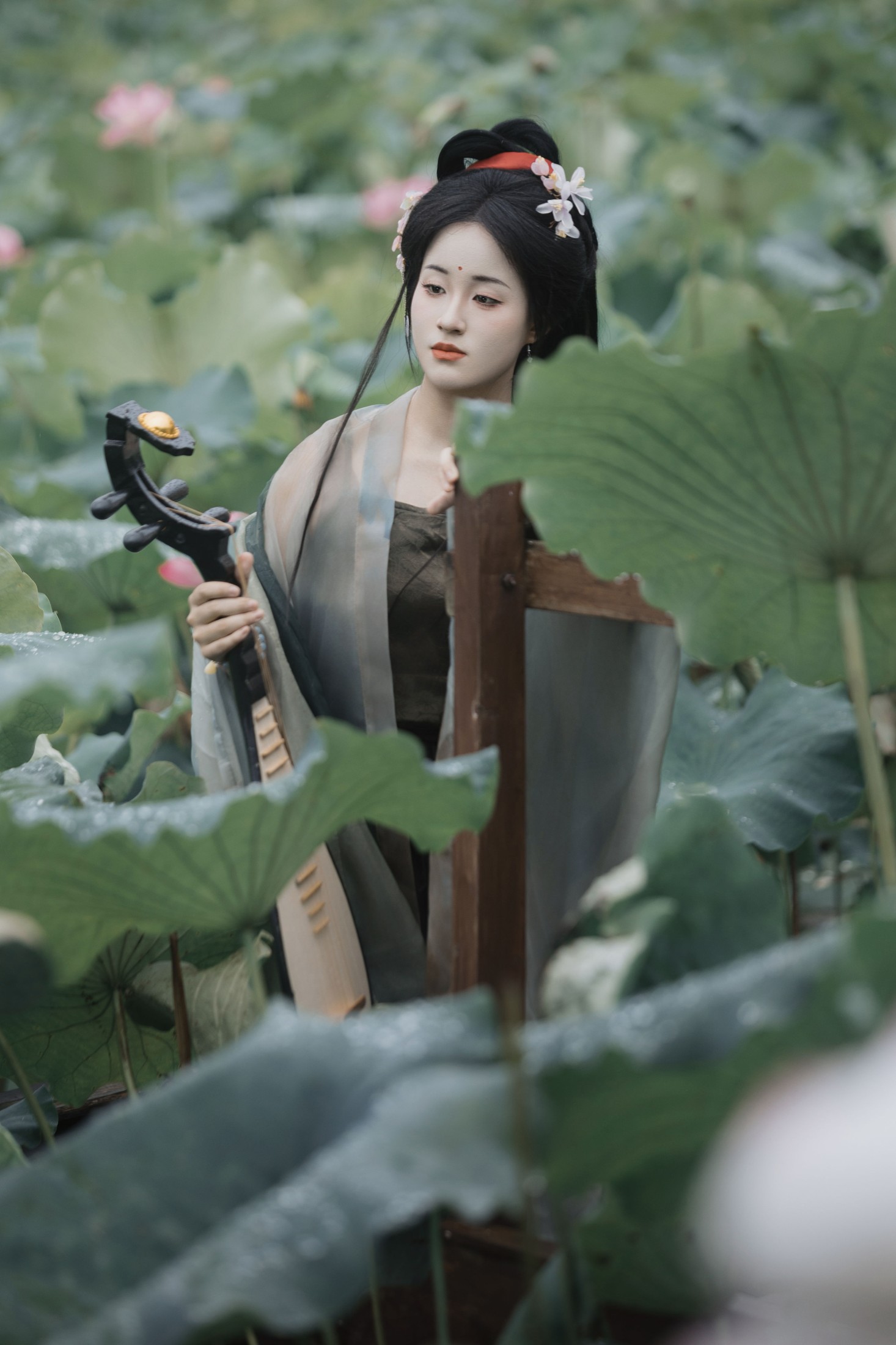 原地掉线去夜闹 – 《雨中采荷》[35P] 插图5