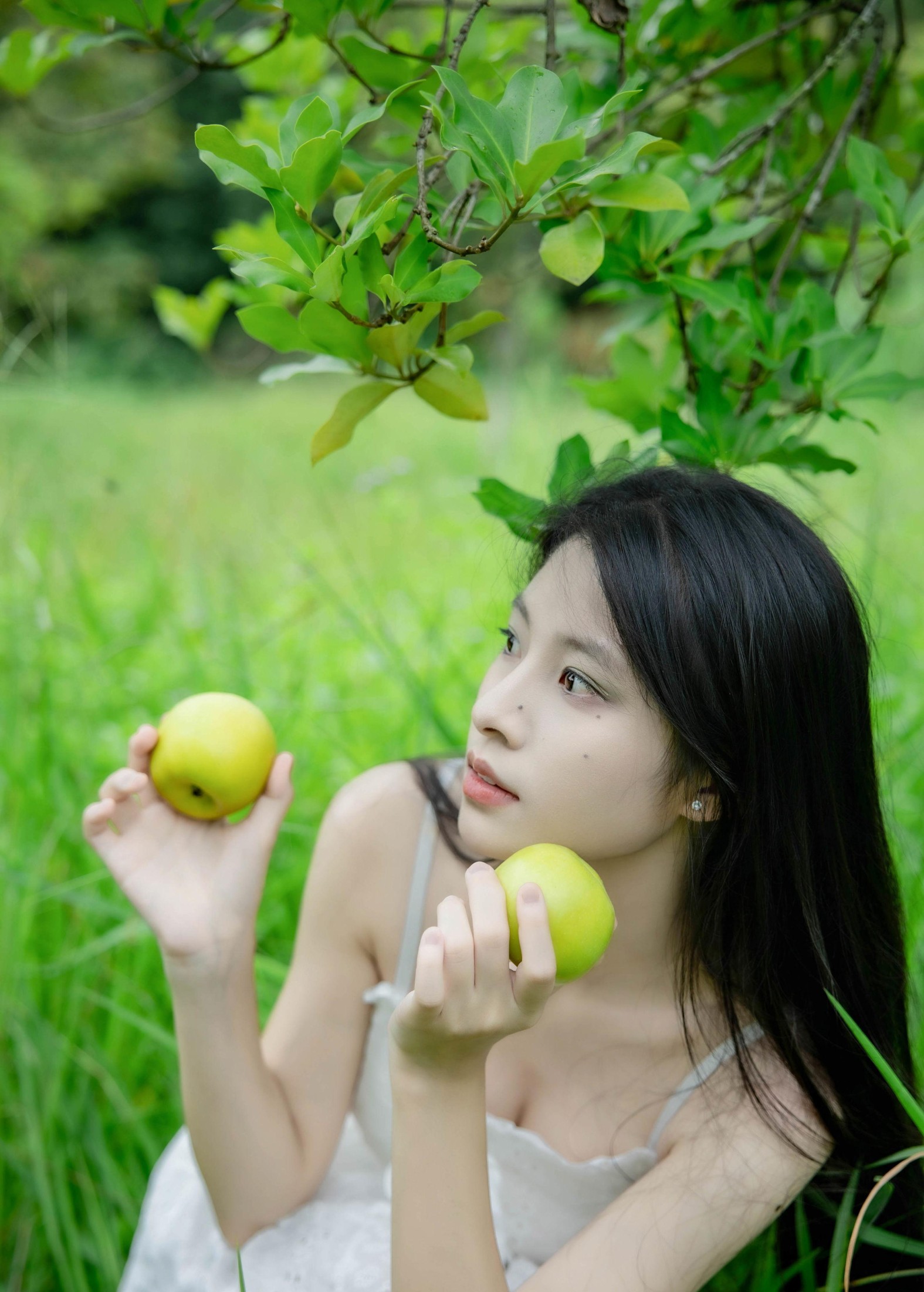 湉懒懒. – 《青苹果的青涩少女》[25P] 插图2