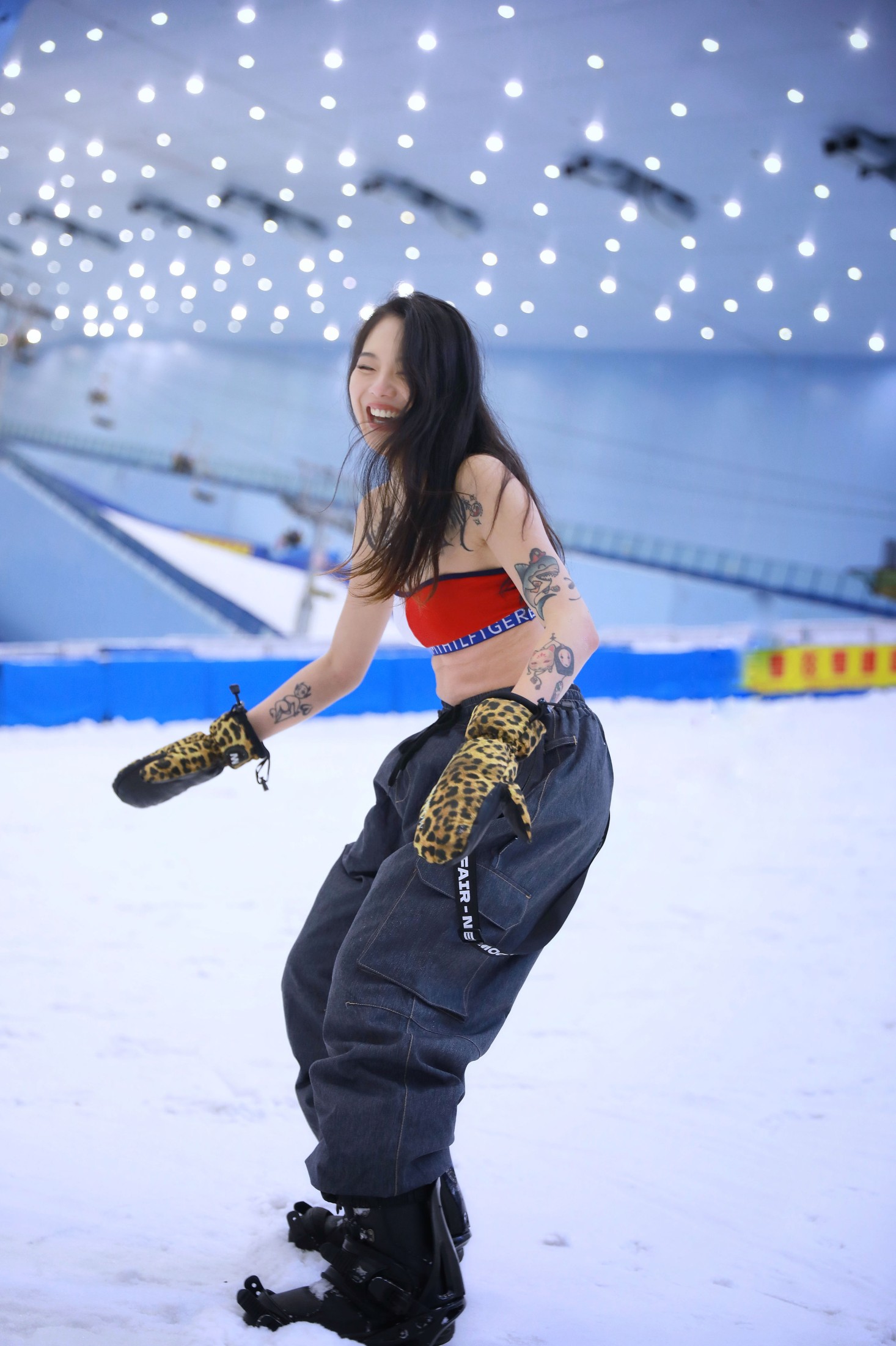 Gigi – 《雪场热辣滑手》[19P]-66COS