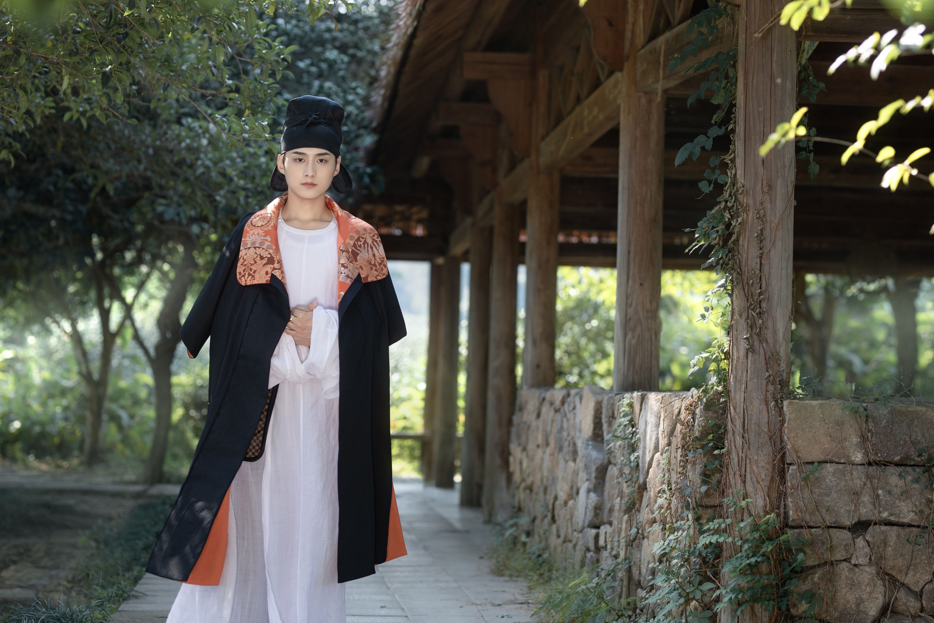 刘儒林 – 《欲买桂花同载酒，终不似，少年游。》[17P] 插图3