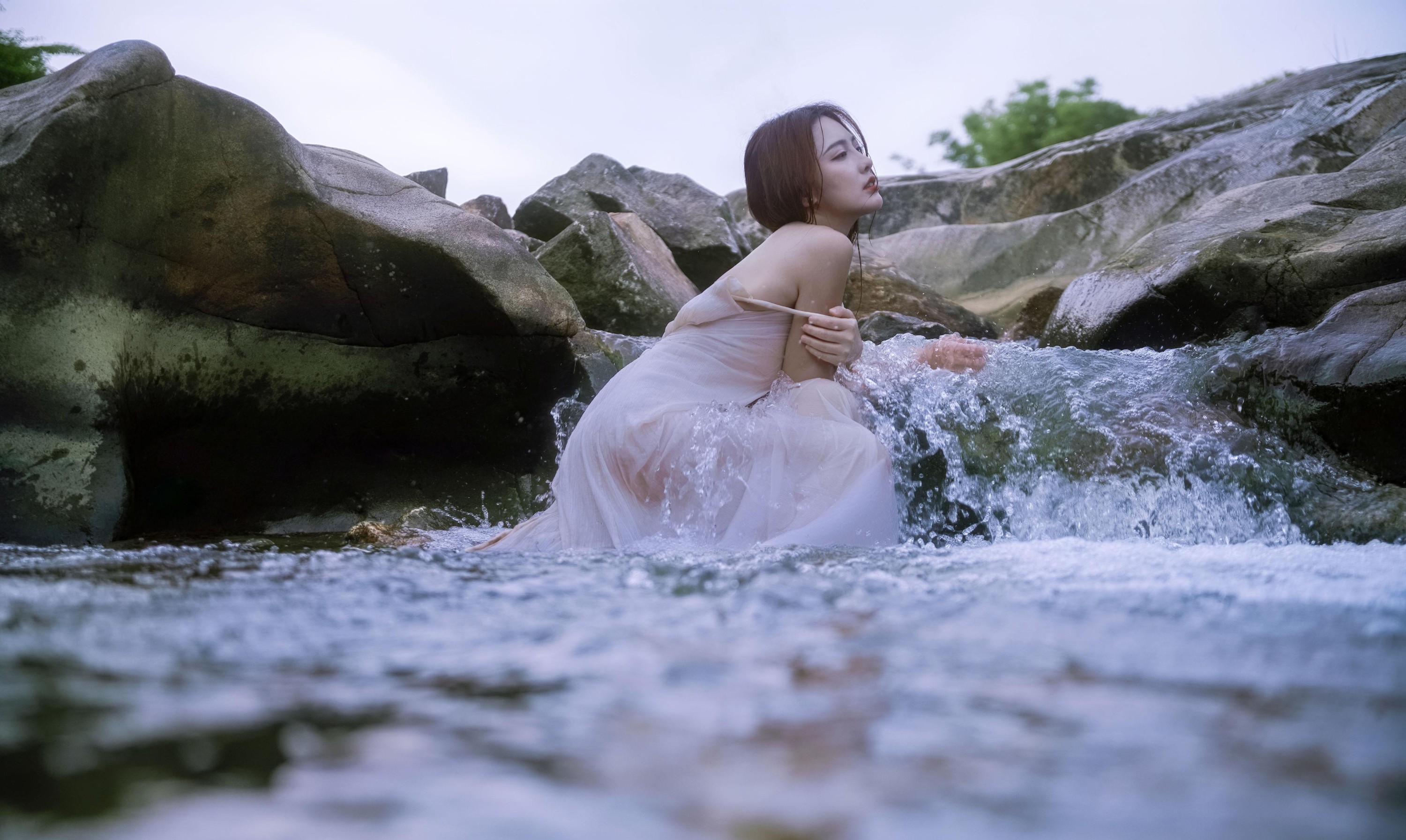颖儿YY – 《巨石拥仙・溪自流》[32P] 插图2