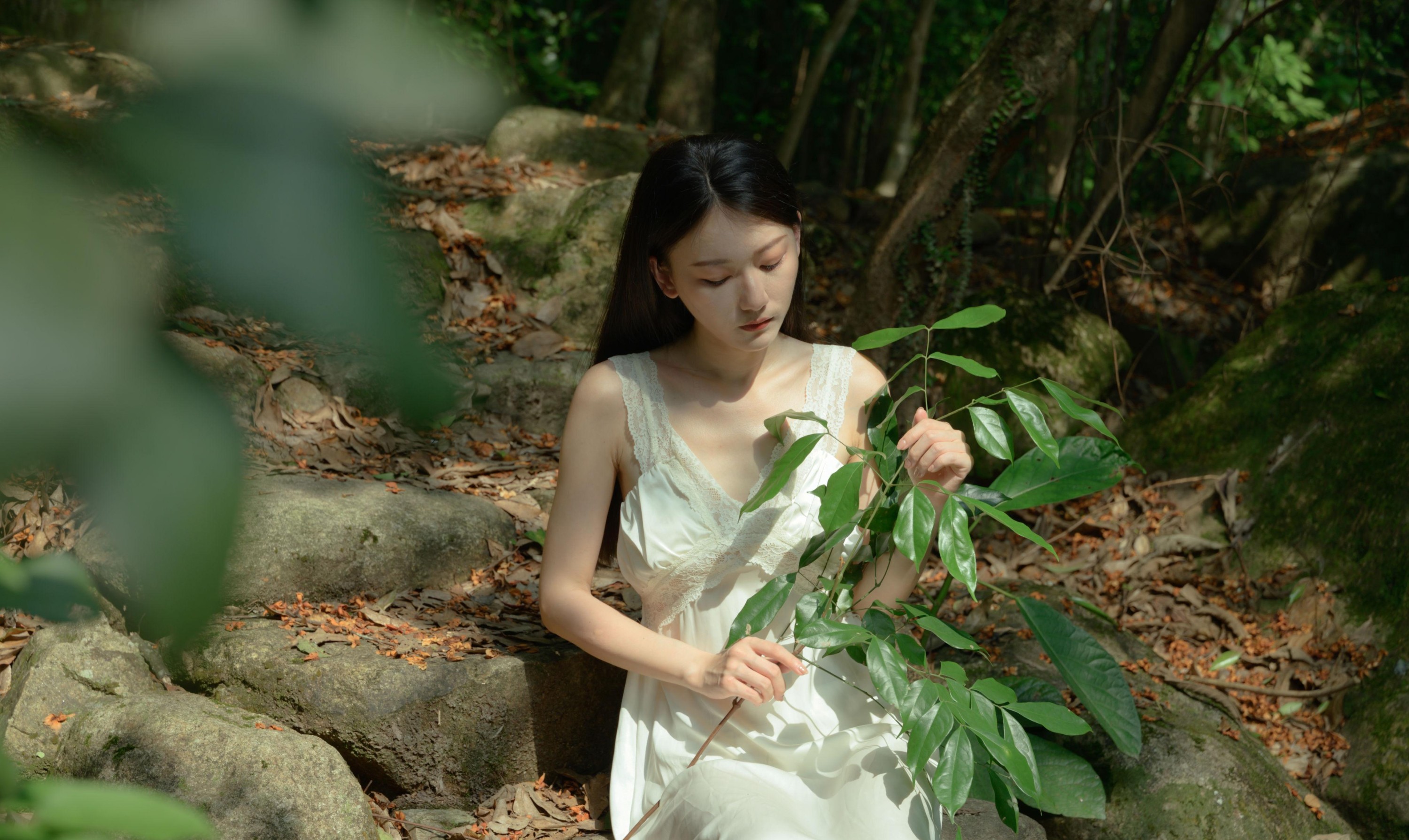 小月 – 《夏天已到悬铃木》[28P] 插图2