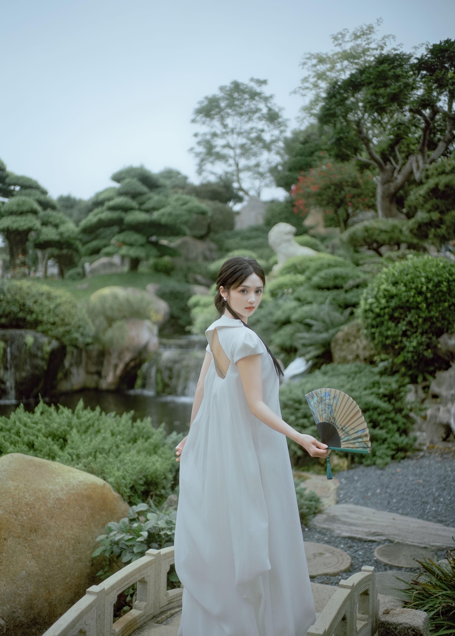 雨文 – 《白裙映园，锦鲤伴仙踪》[32P] 插图2