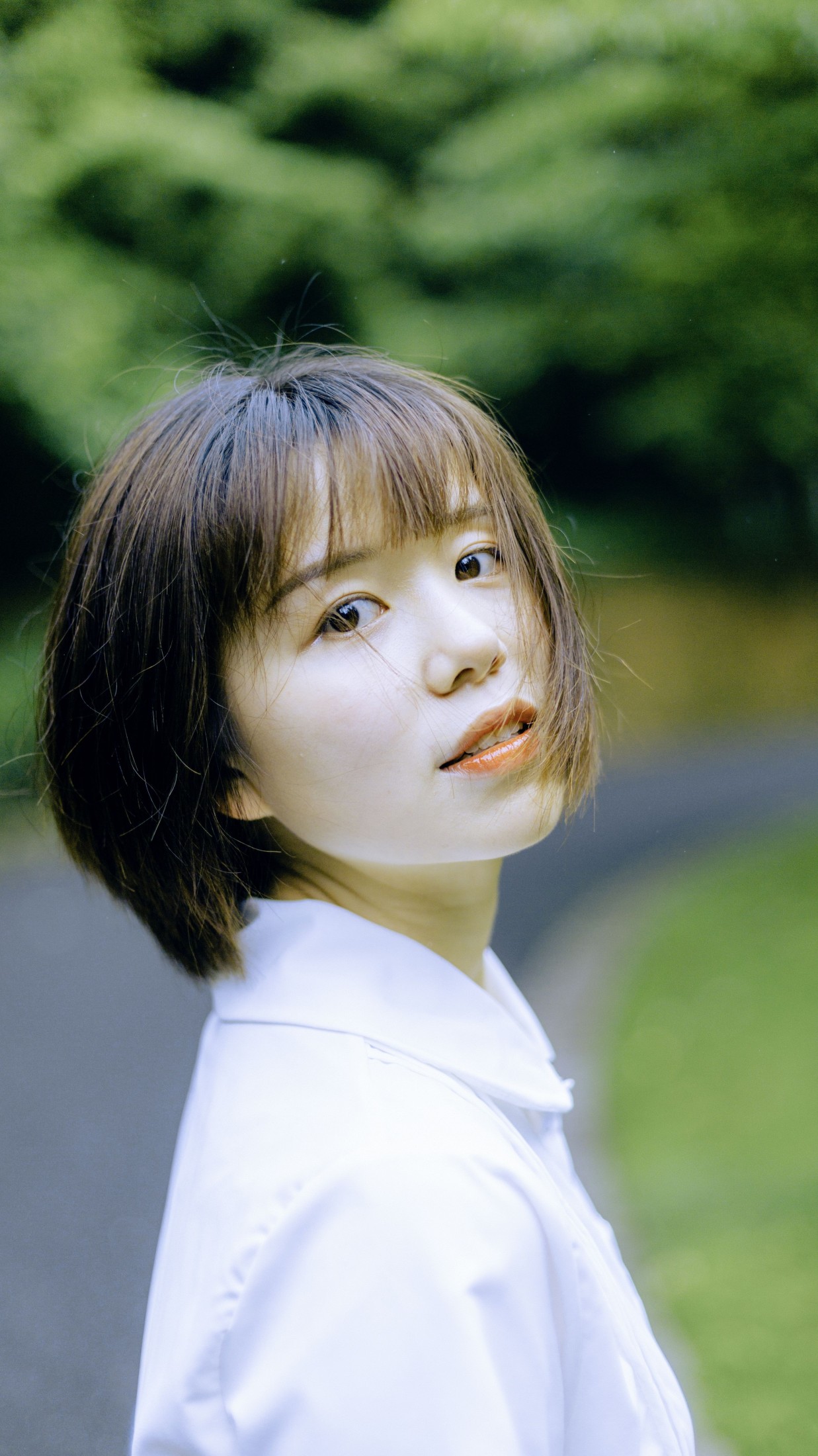 鑫鑫 – 《雨后》[16P]-66COS