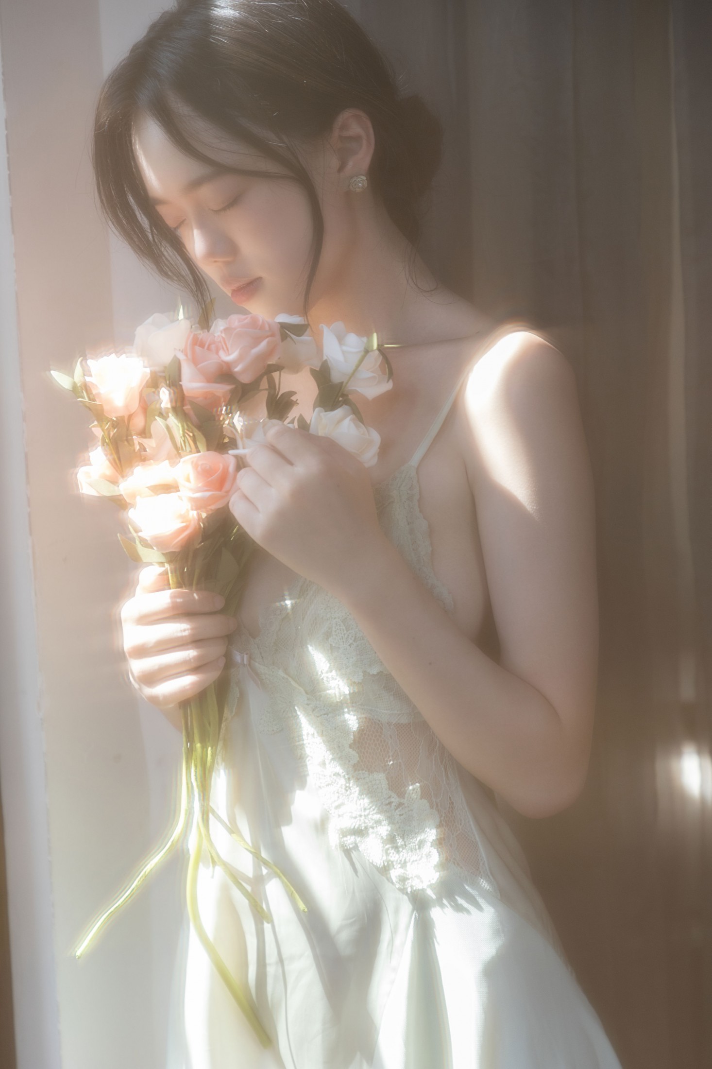 解云花 – 《夏季结束前在老房子里的身体记录》[15P] 插图4