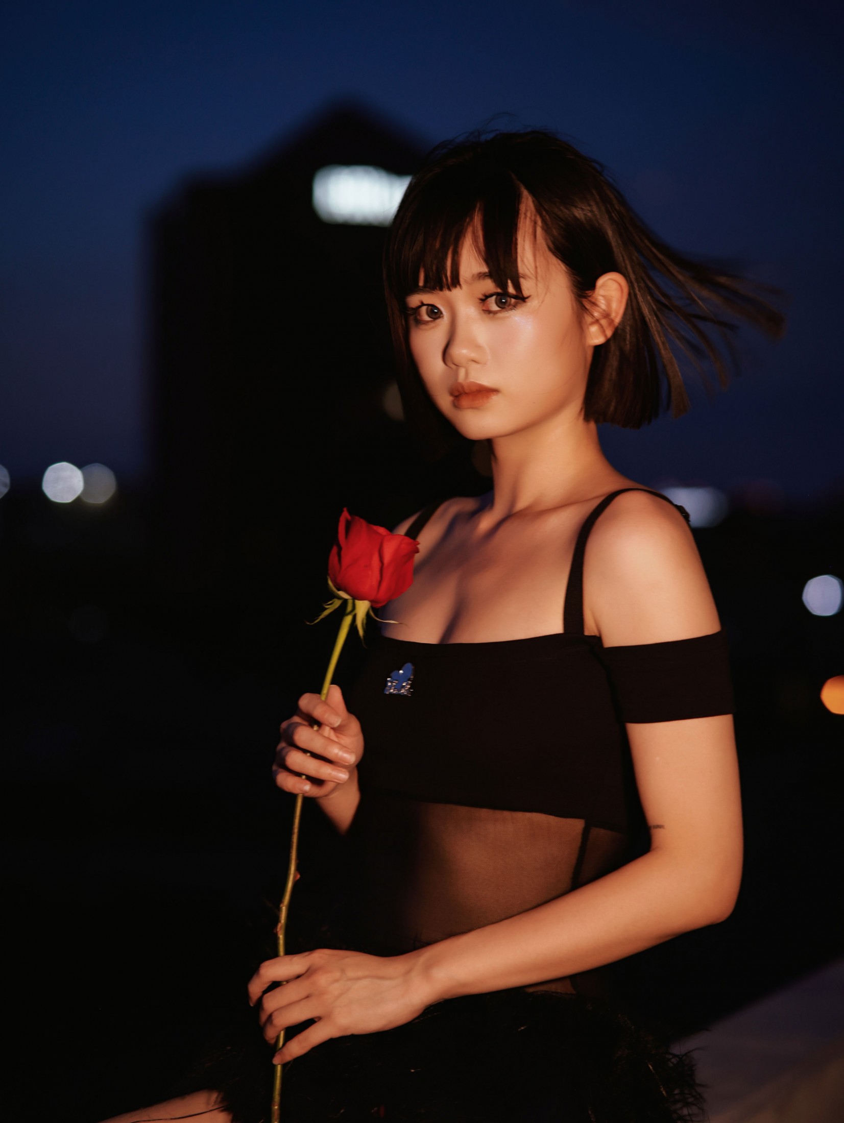  – 《天台性感纯欲风》[12P] 插图3