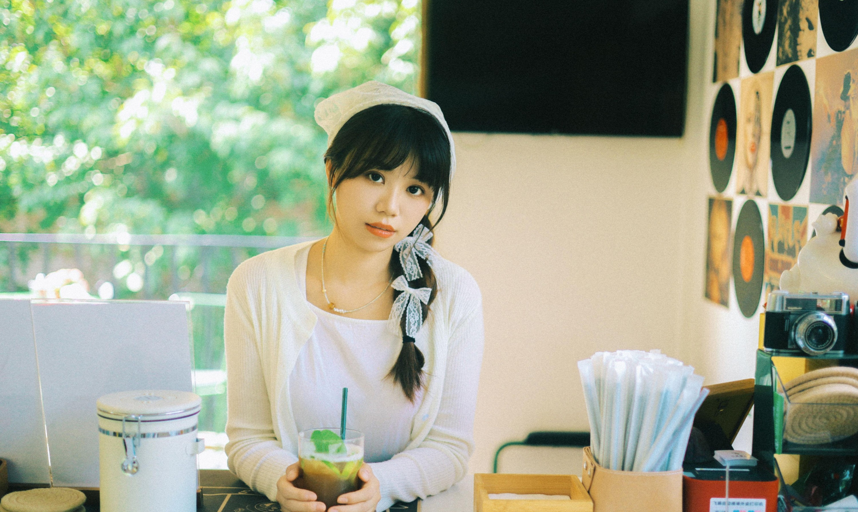 喵喵 – 《咖啡店老板娘》[15P] 插图2