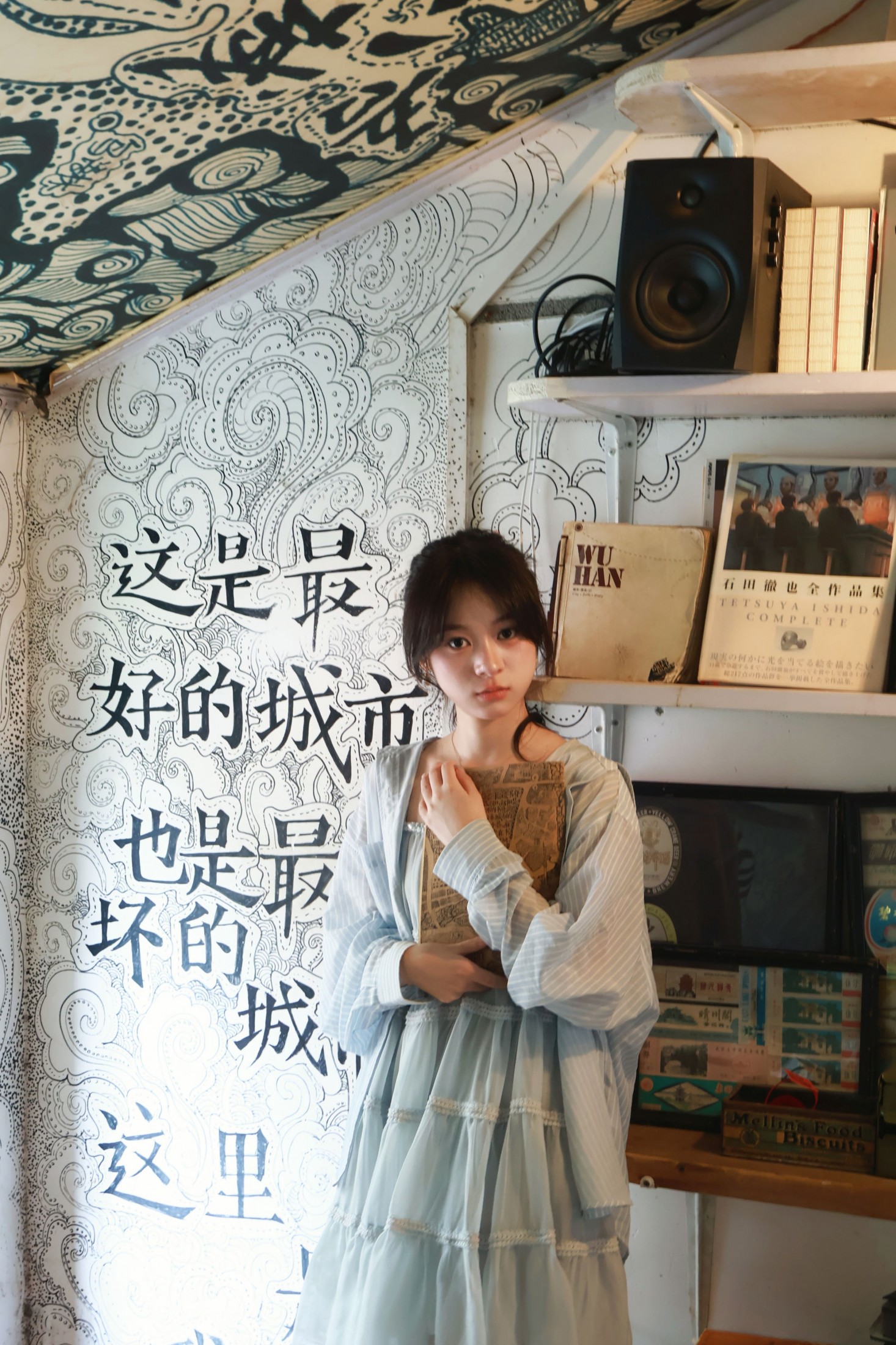 雪雪2233 – 《咖啡馆随拍》[21P] 插图4