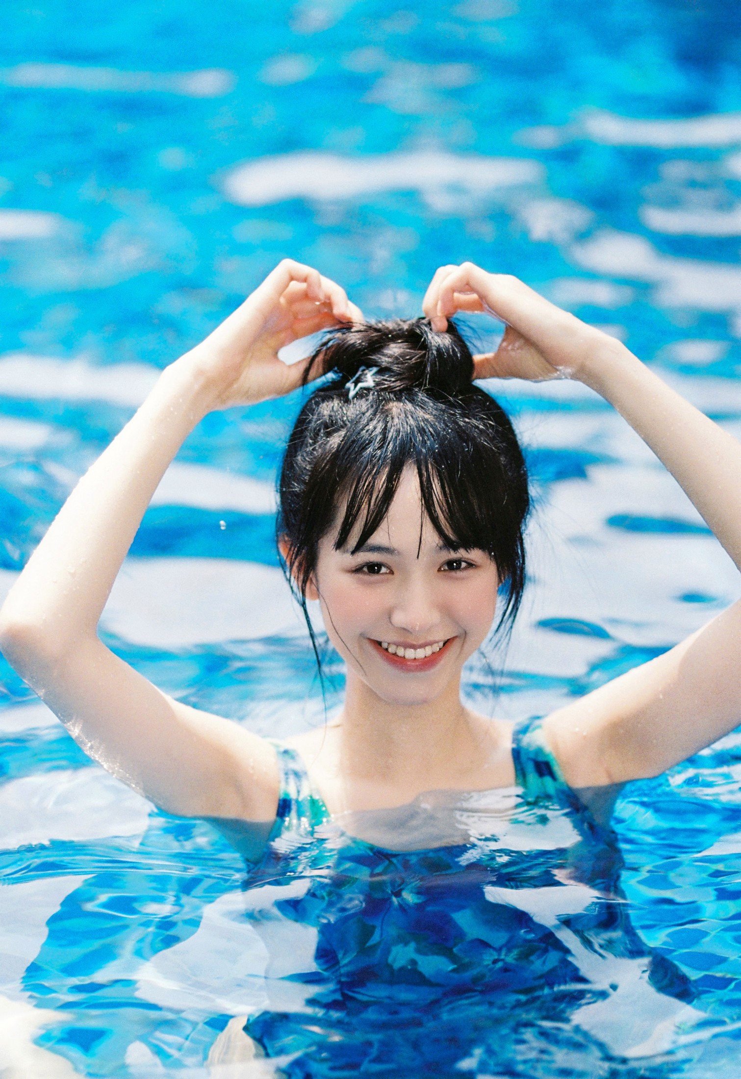 快乐苏苏 – 《夏日泳池》[15P] 插图4