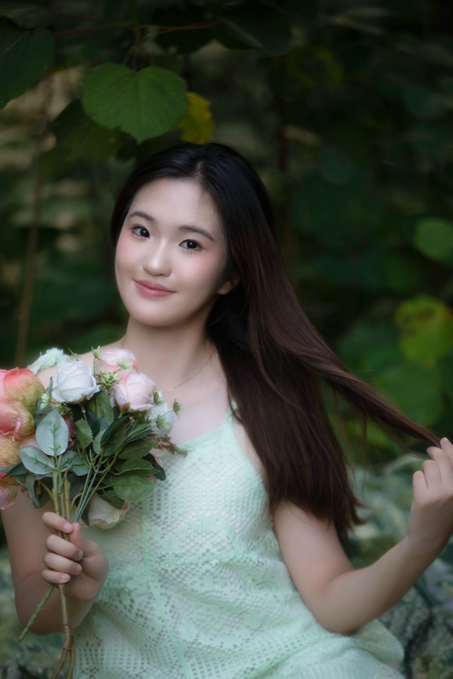 小雅 – 《草地上的少女》[16P] 插图3