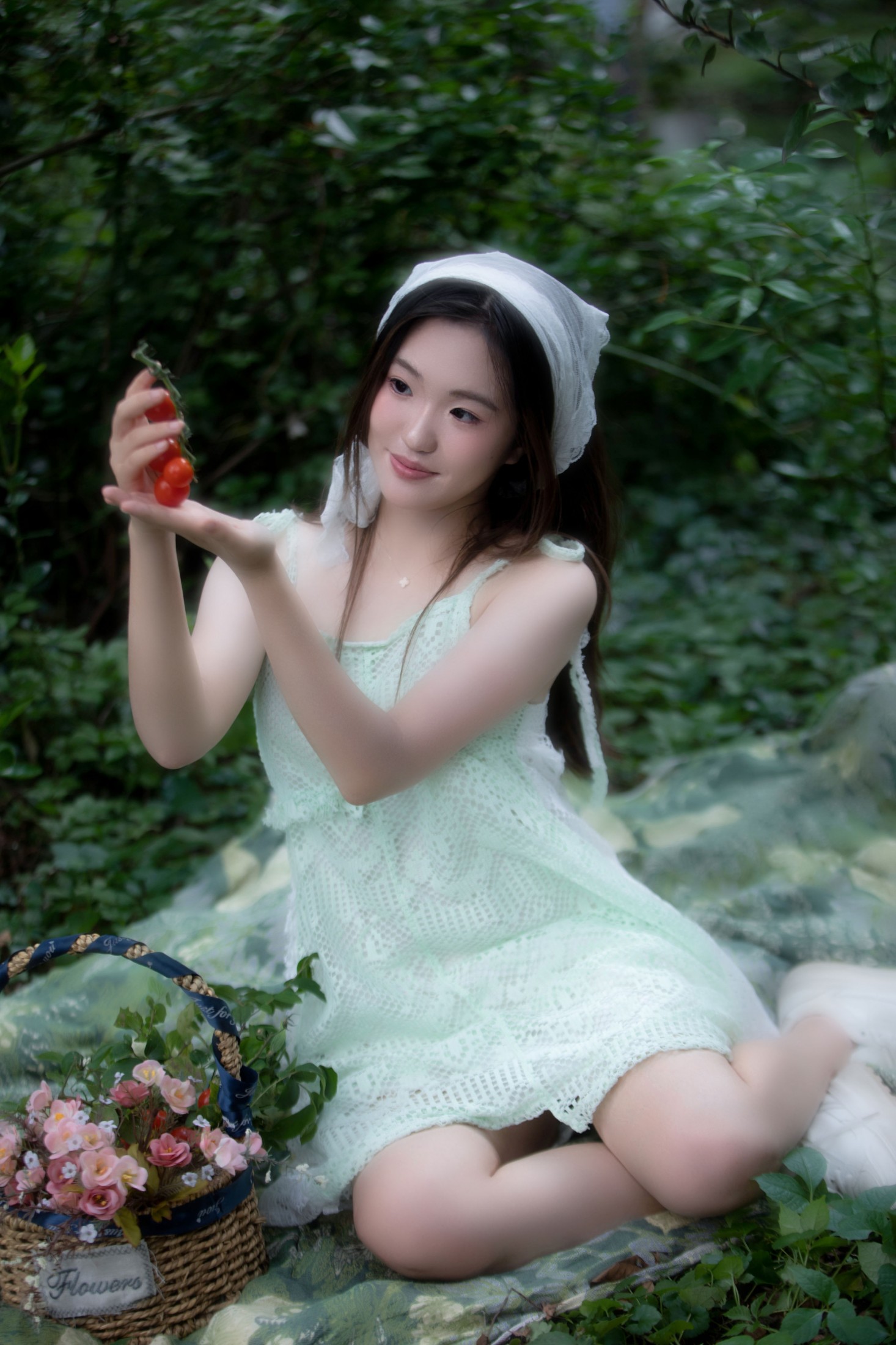 小雅 – 《草地上的少女》[16P] 插图5